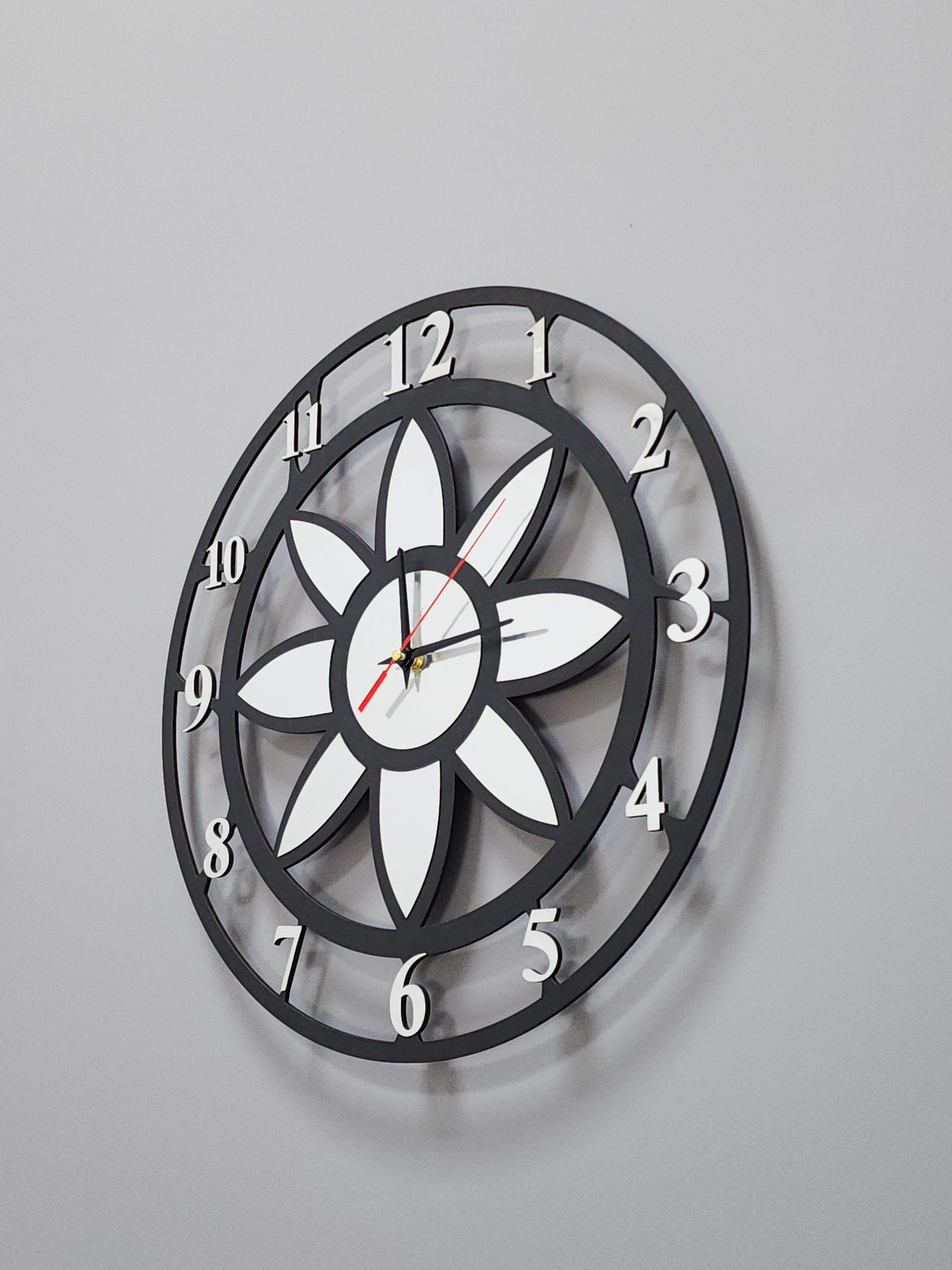 Modern Lotus Desenli Siyah-Gumus Dekoratif Duvar Saati - Sessiz Mekanizma