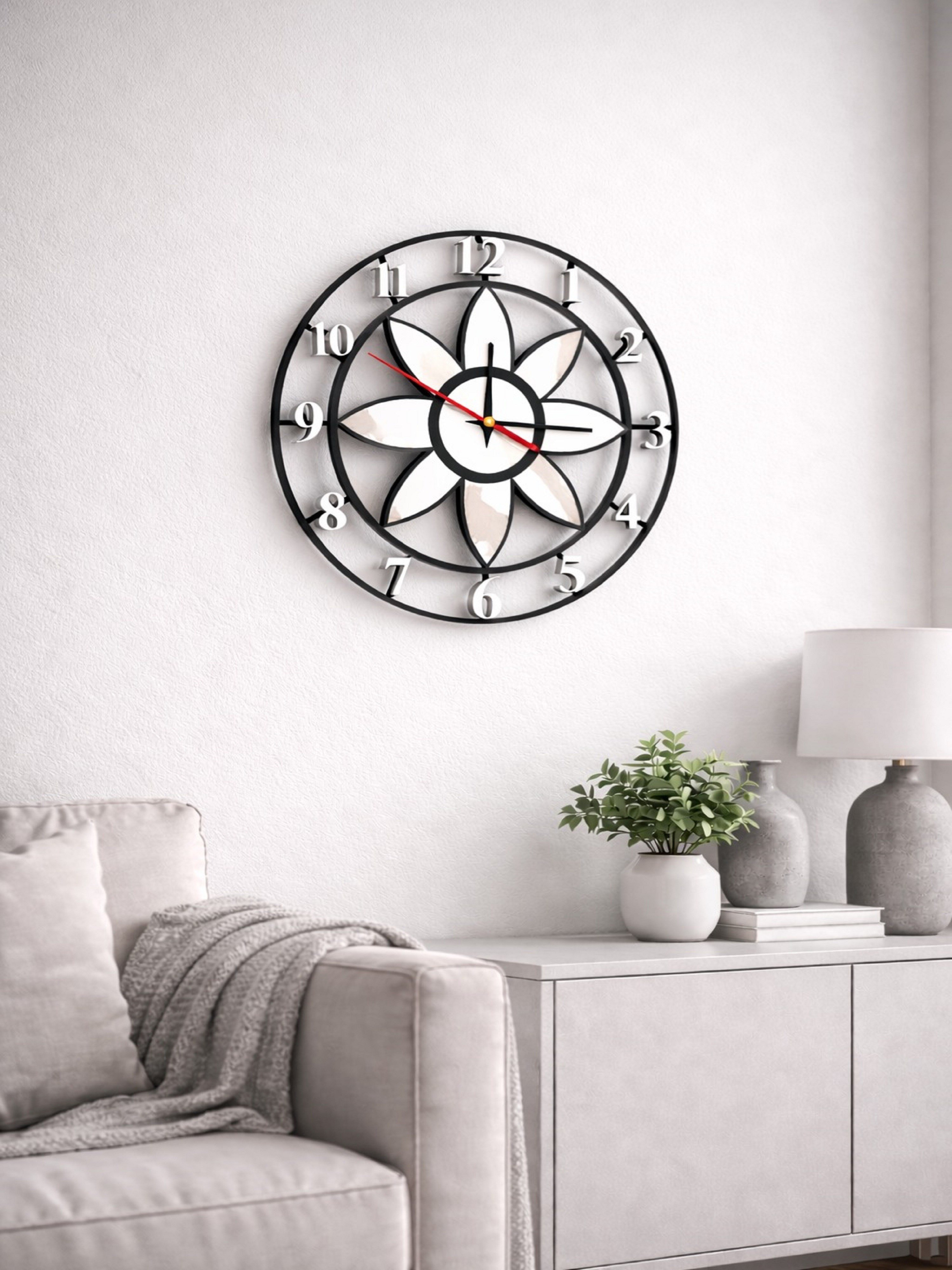 Modern Lotus Desenli Siyah-Gumus Dekoratif Duvar Saati - Sessiz Mekanizma