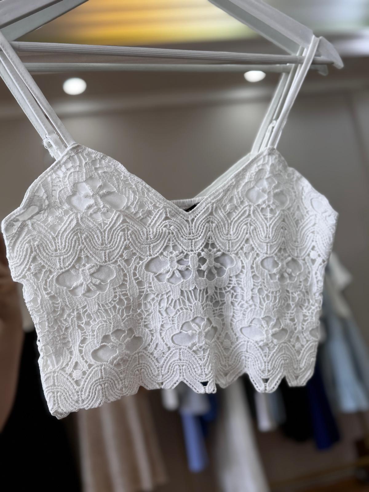DANTELLİ CROP 