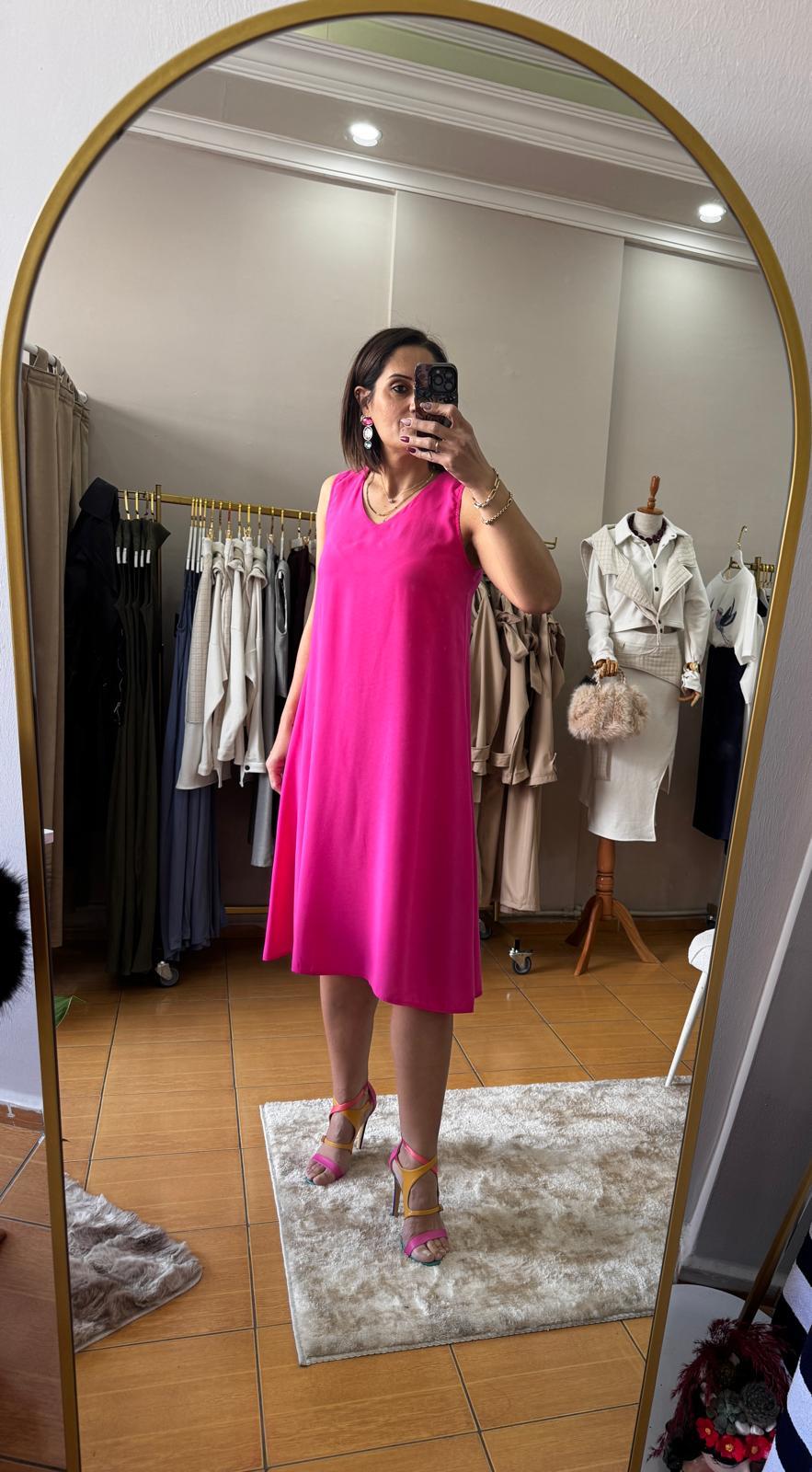 PEMBE ELBİSE