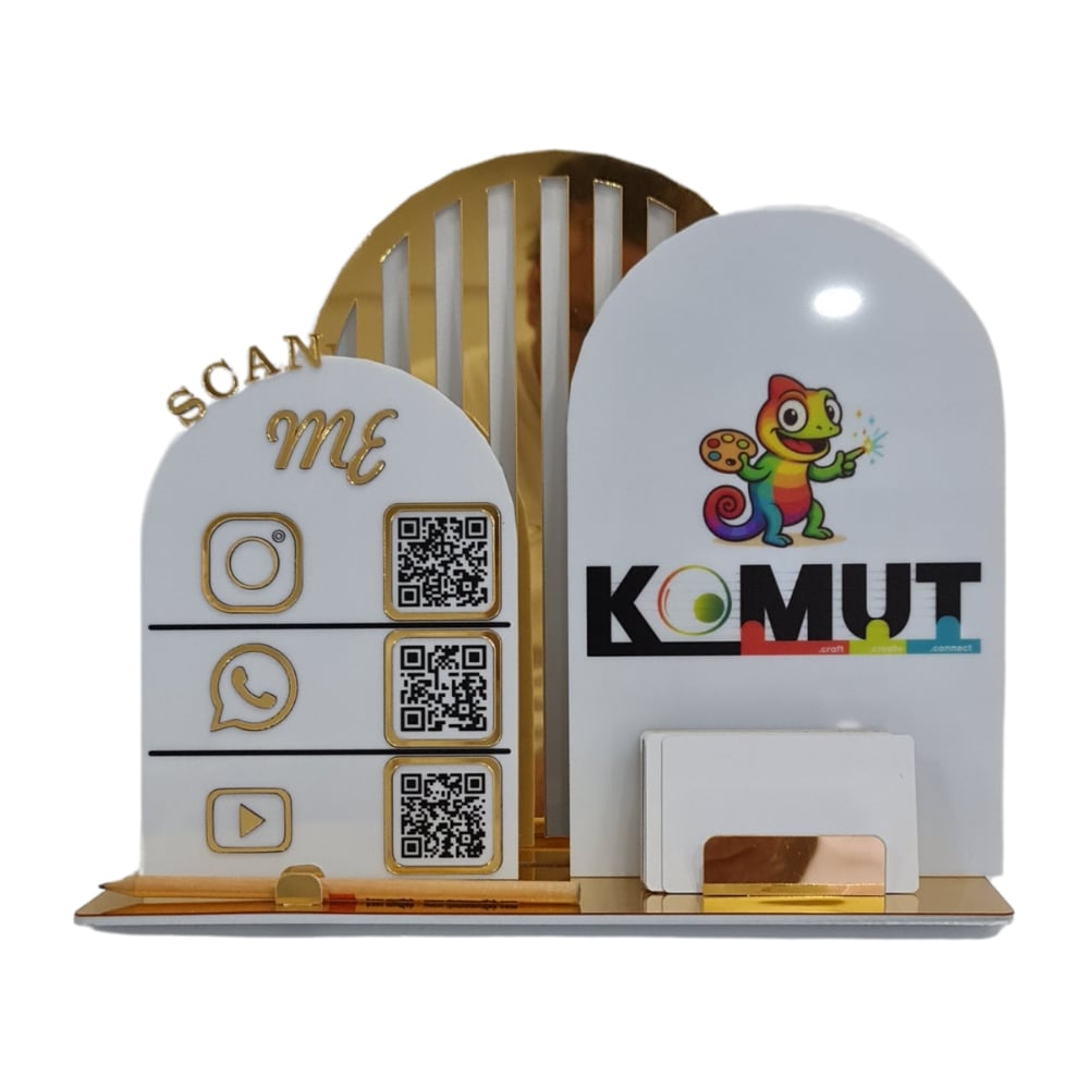 Üç QR Kodlu Masaüstü Sosyal Medya Pano – 30x25 cm