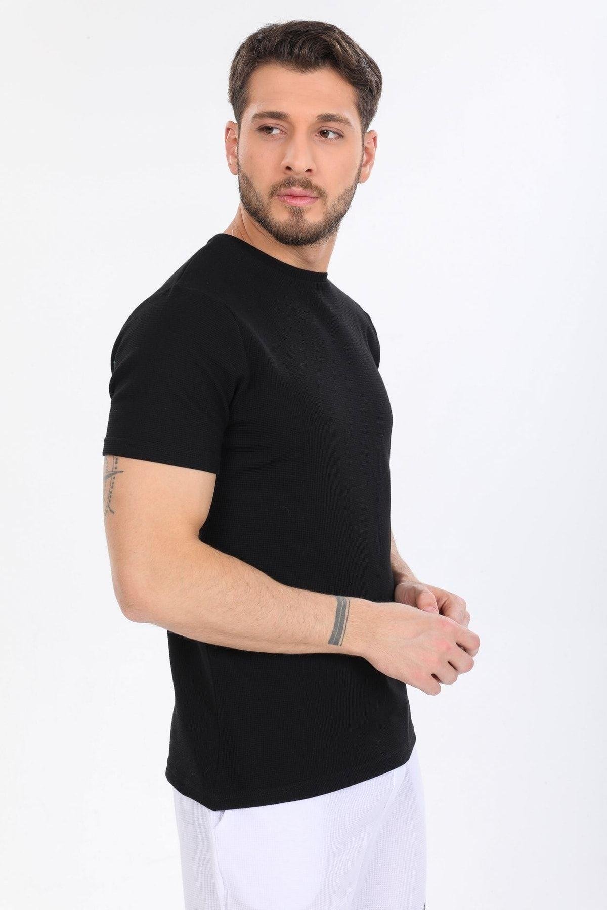 Basic Siyah Tişört