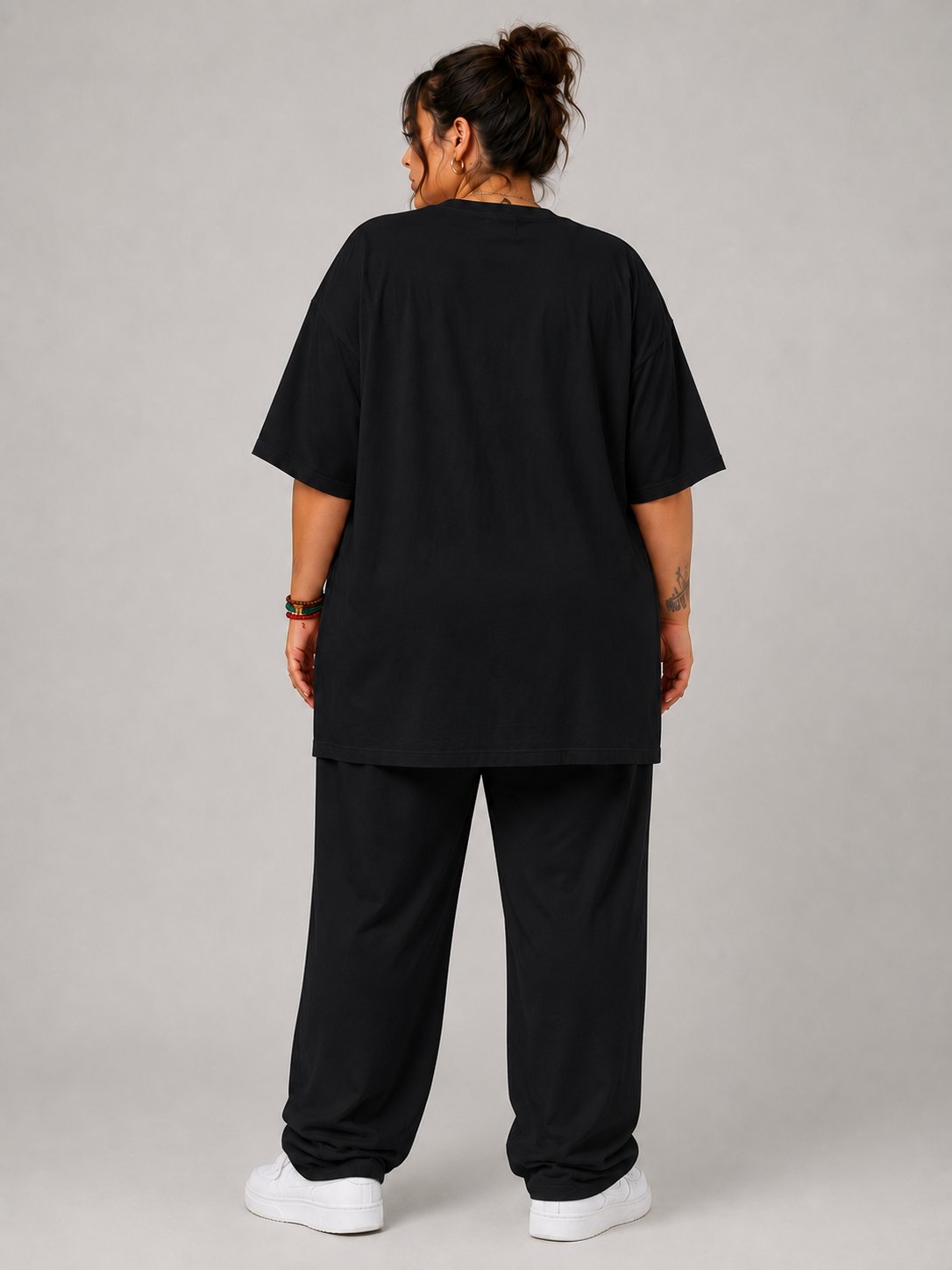 Battal Beden Oversize Siyah Basic T-Shirt – Rahat Kalıp %100 Pamuk Kadın Tişört
