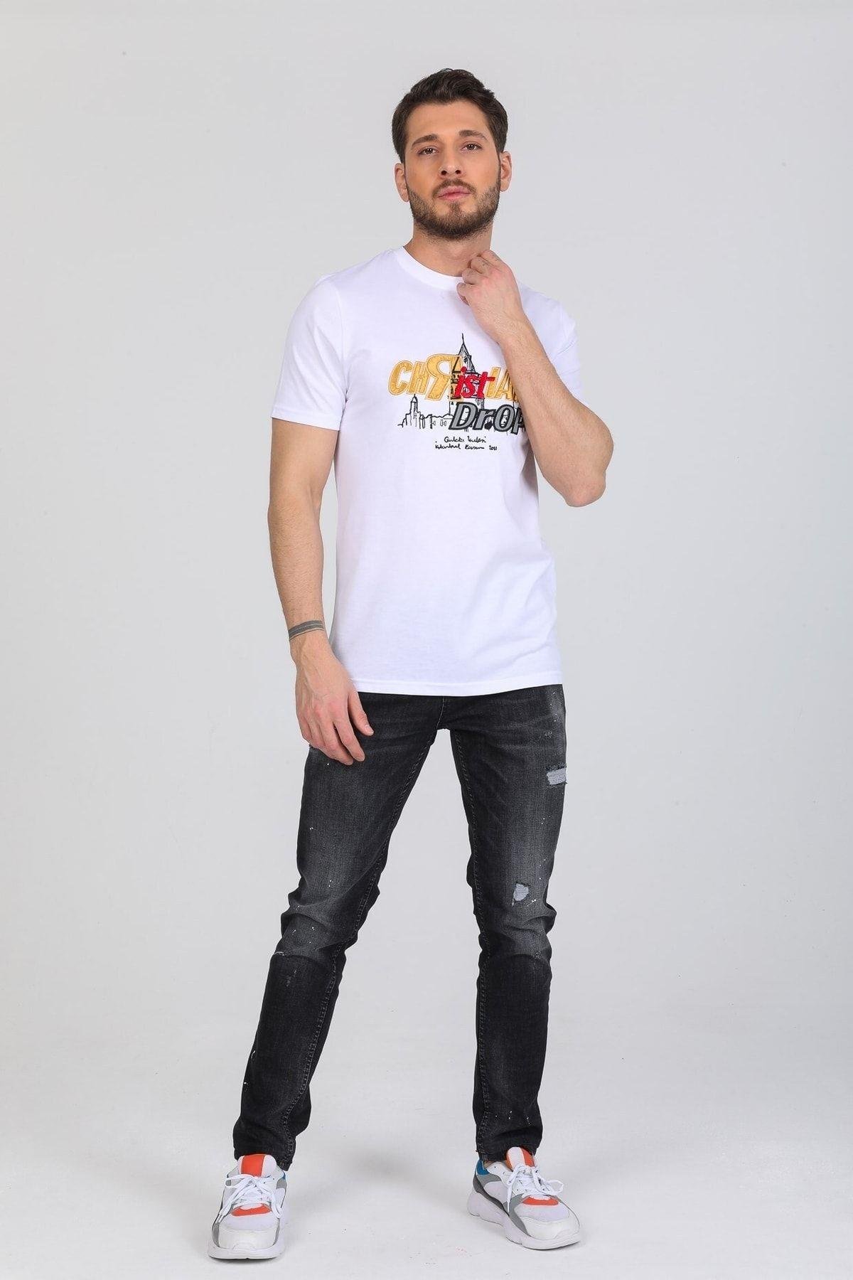 Beyaz Kabartmalı Logolu T-shirt