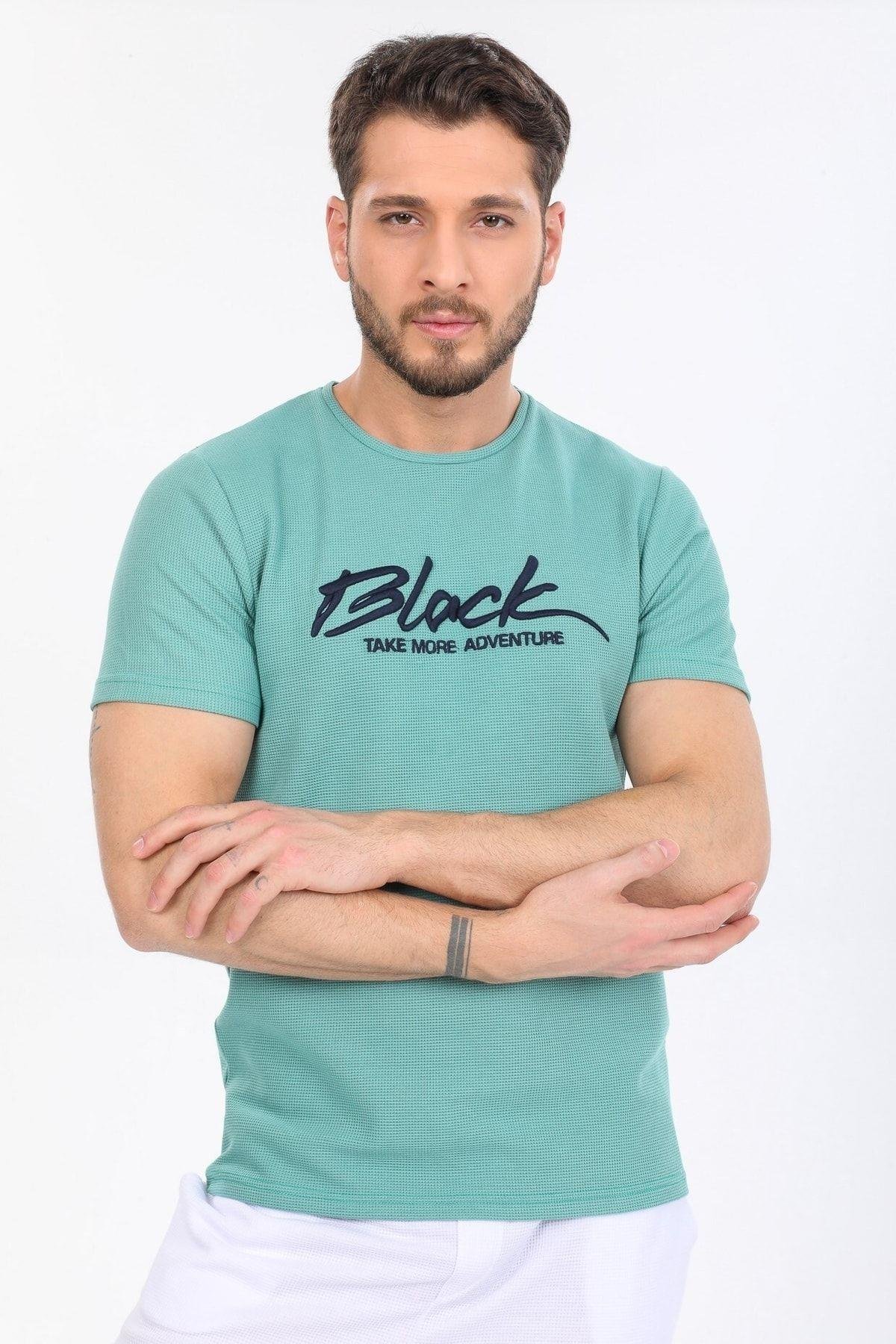 Black Yazılı Mavi T-shirt
