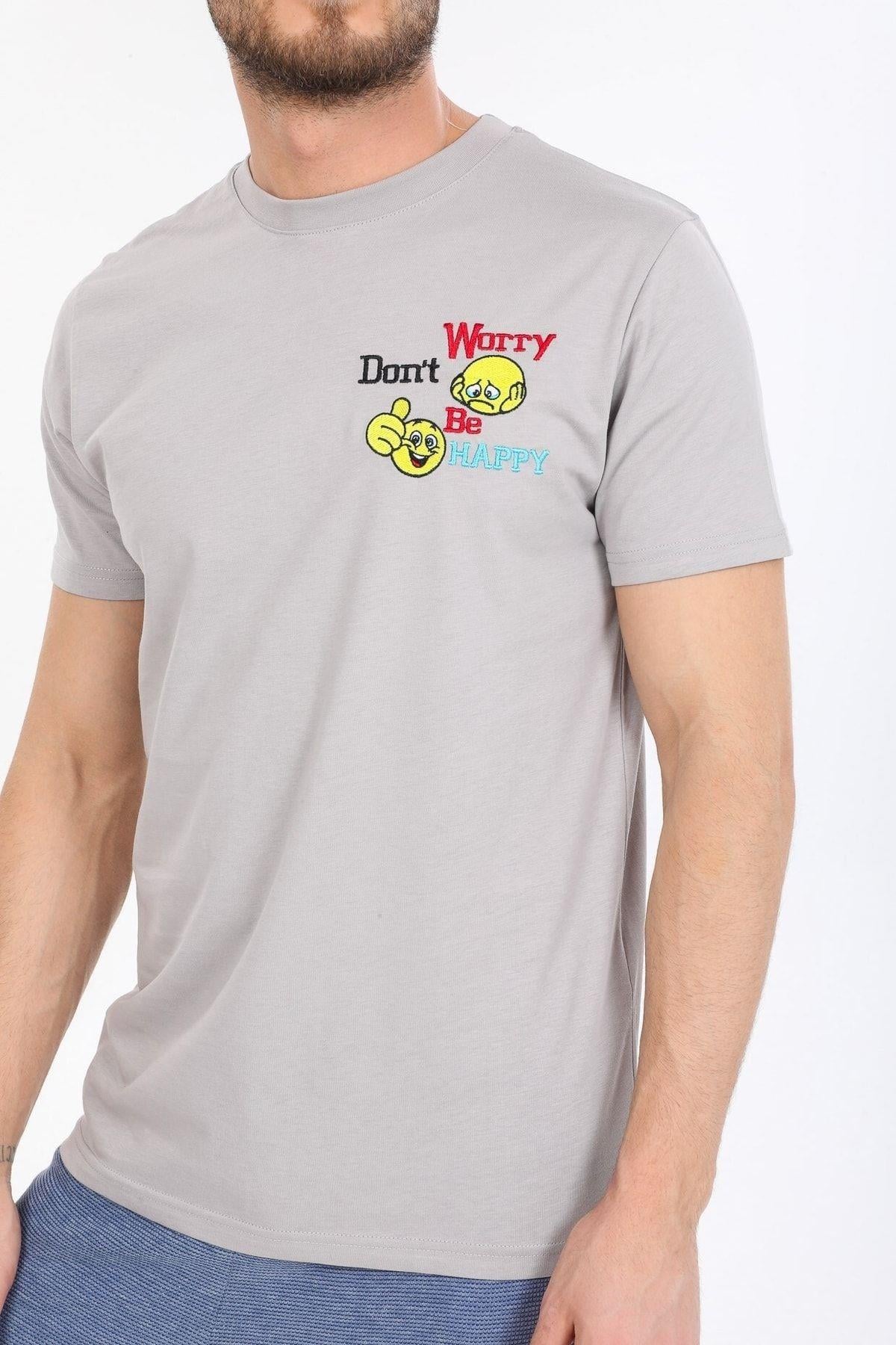 Gögüs Baskılı Gri T-shirt