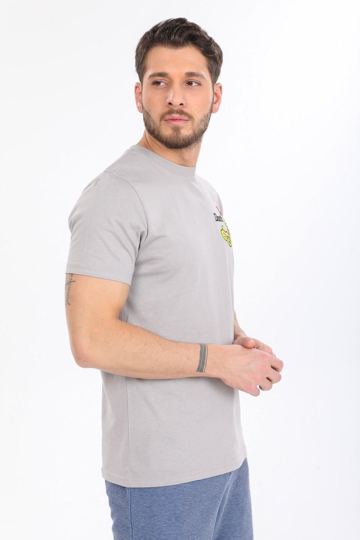 Gögüs Baskılı Gri T-shirt