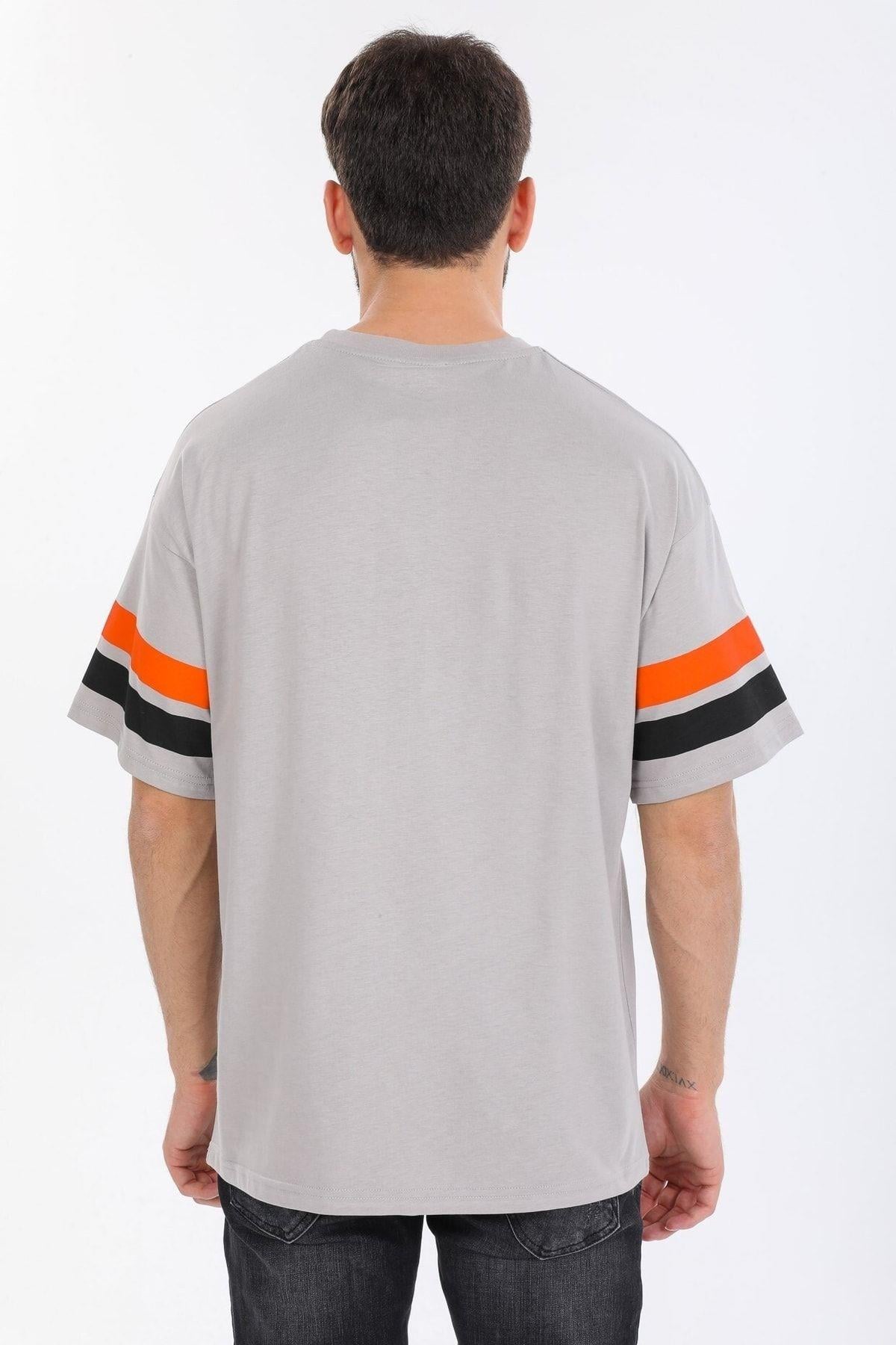 Kurt Desenli Gri T-shirt