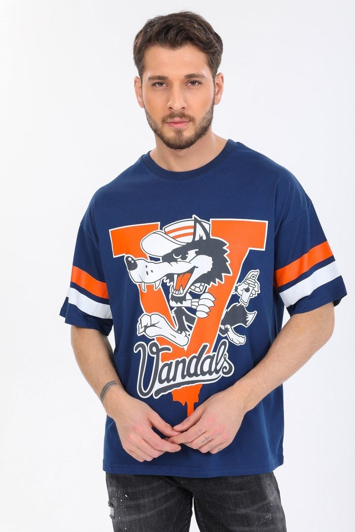 Kurt Desenli Mavi T-shirt