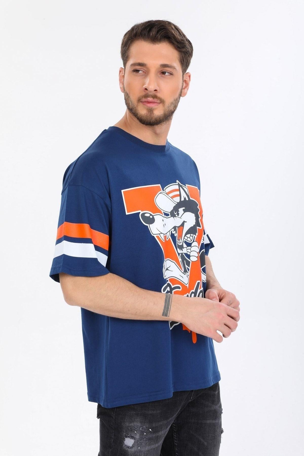 Kurt Desenli Mavi T-shirt
