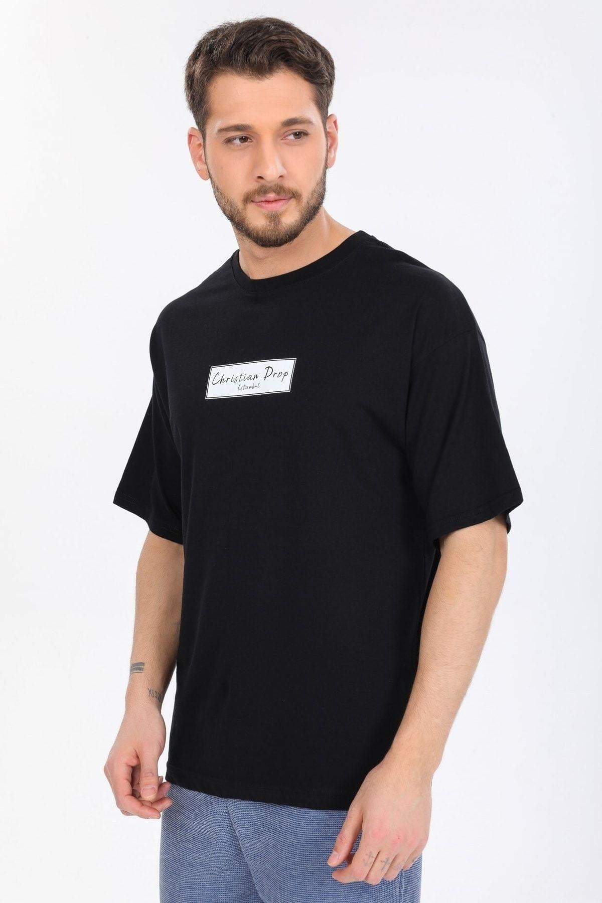 Logo Detaylı Siyah T-shirt