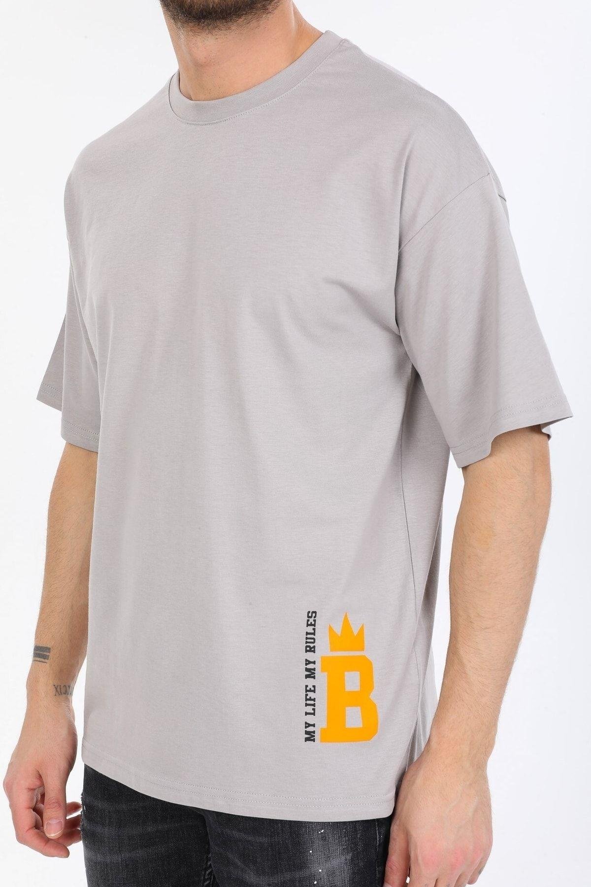 Minimal Tasarım Detaylı Gri T-shirt