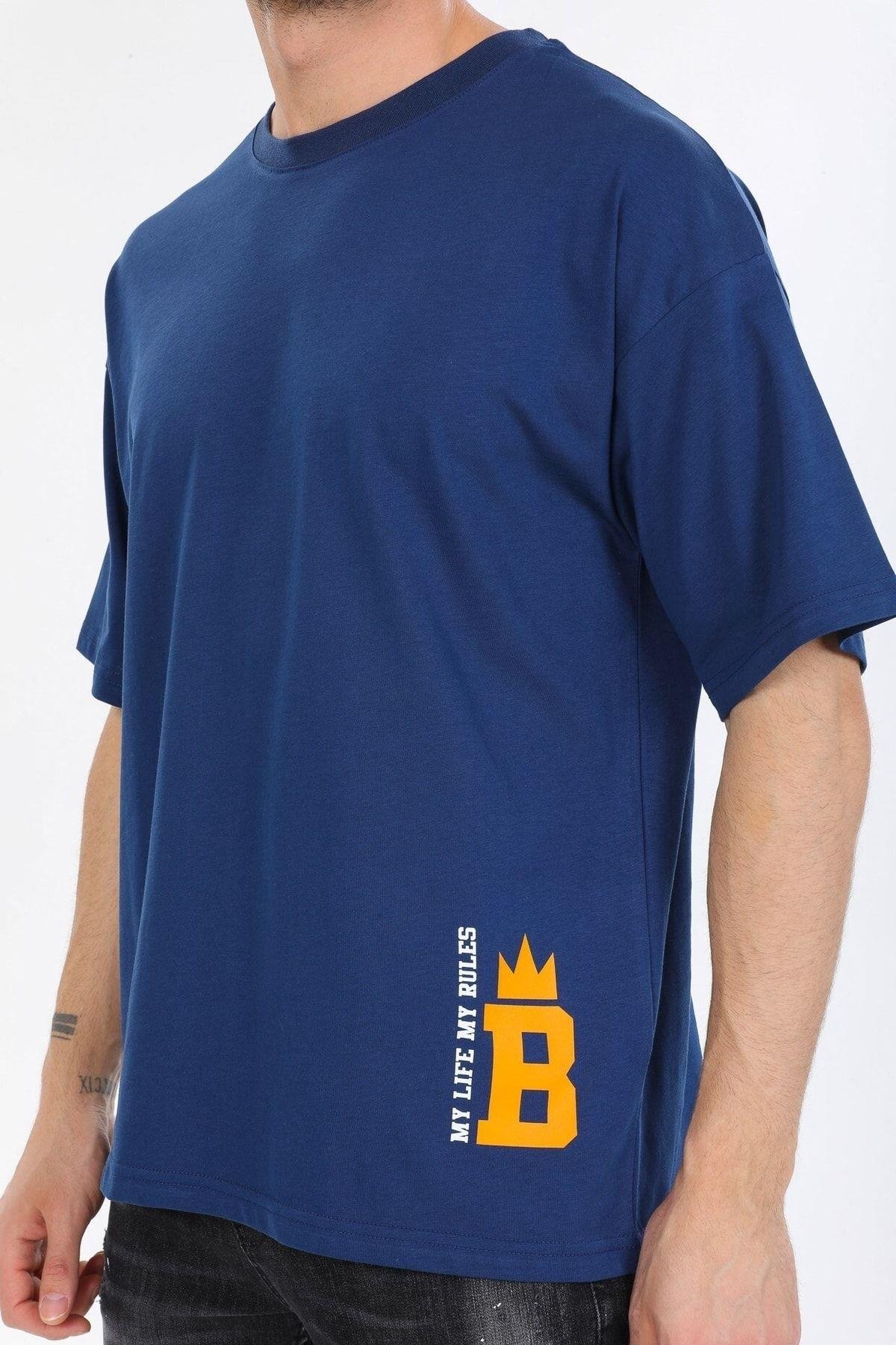 Minimal Tasarım Detaylı Mavi T-shirt