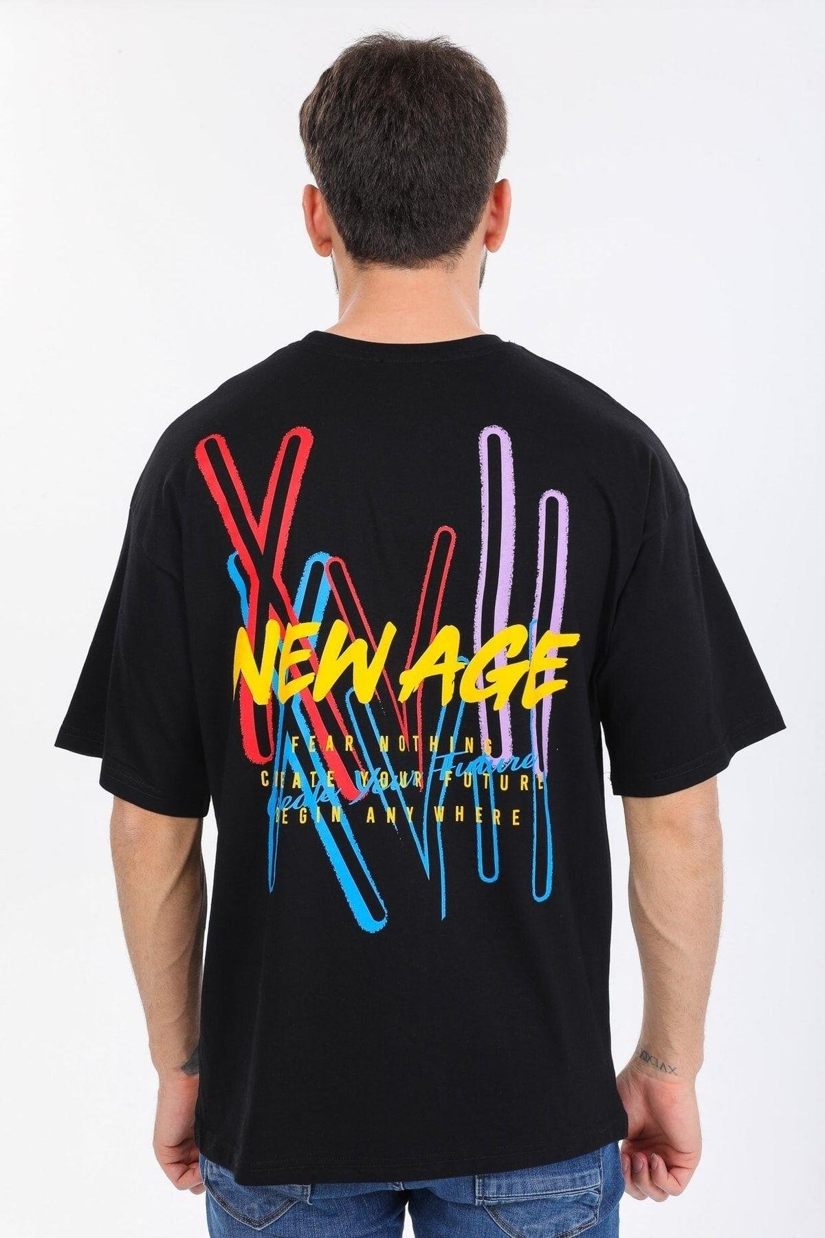 New Age Yazılı Siyah T-shirt