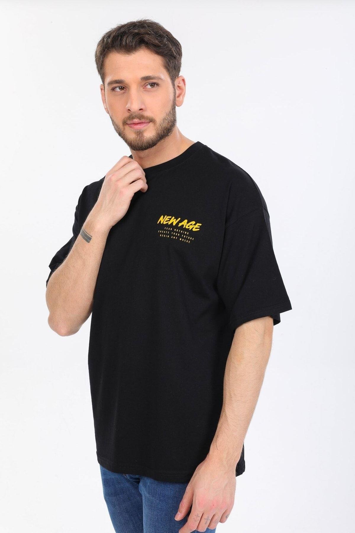 New Age Yazılı Siyah T-shirt