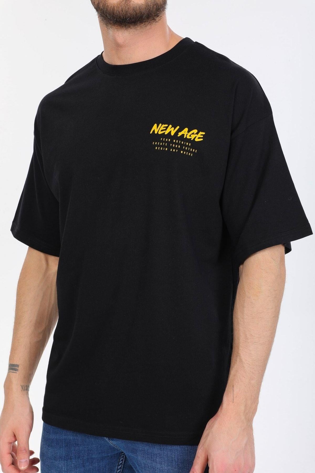 New Age Yazılı Siyah T-shirt