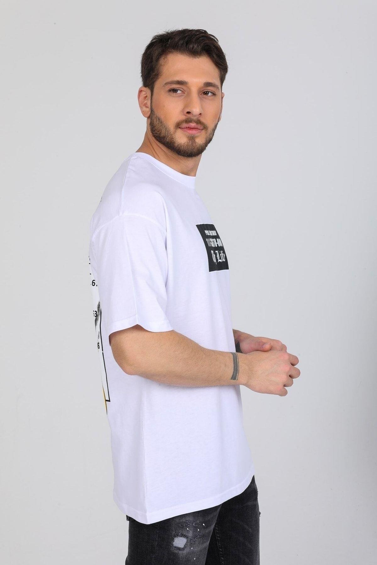 Thug Life Yazılı Beyaz T-shirt