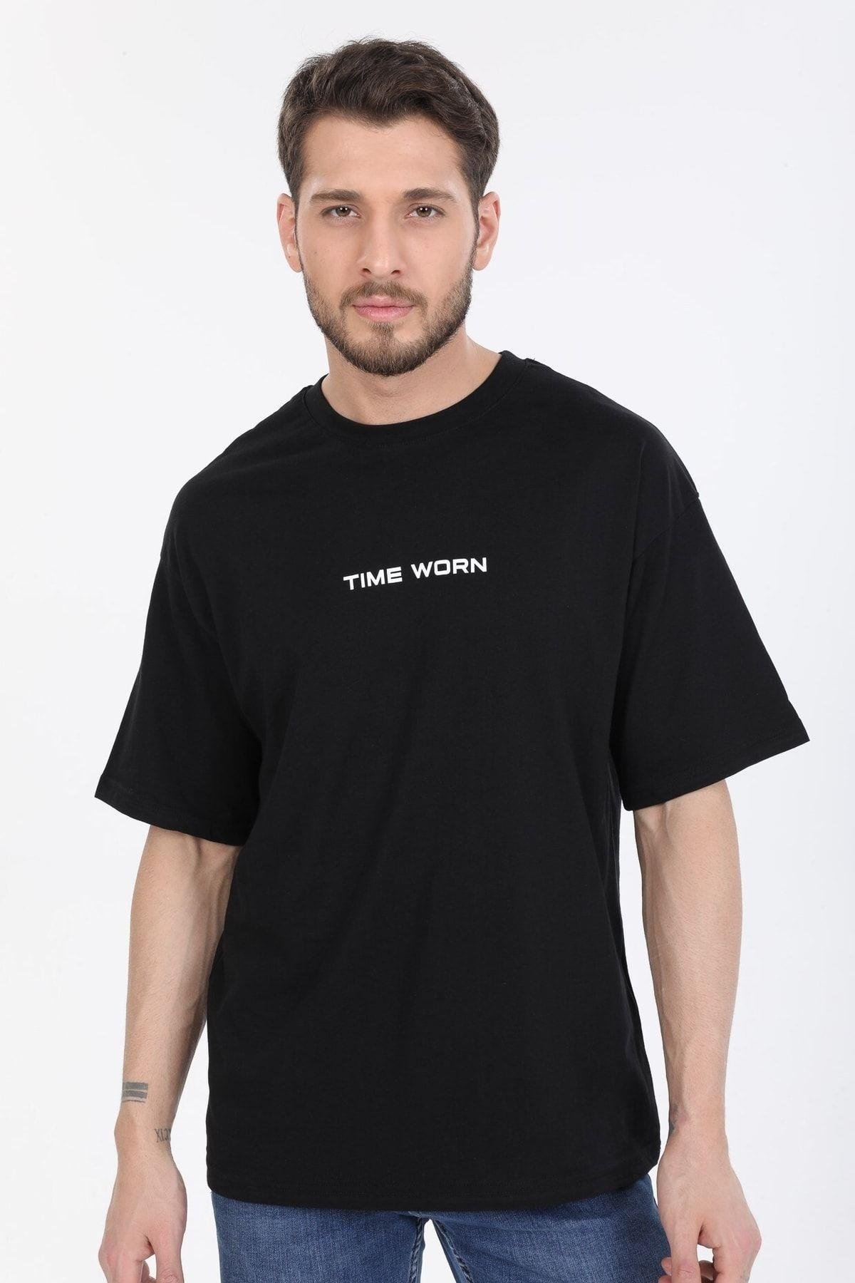 Time Worn Yazılı Siyah T-shirt