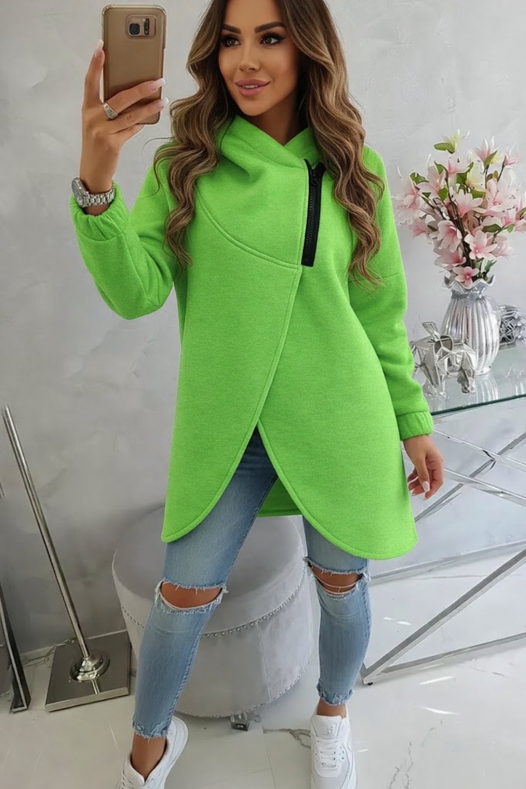 Yeşil Kadın Asimetrik Fermuarlı Oversize Kapüşonlu Sweatshirt – Kalın Kumaş – Rahat Günlük Tarz