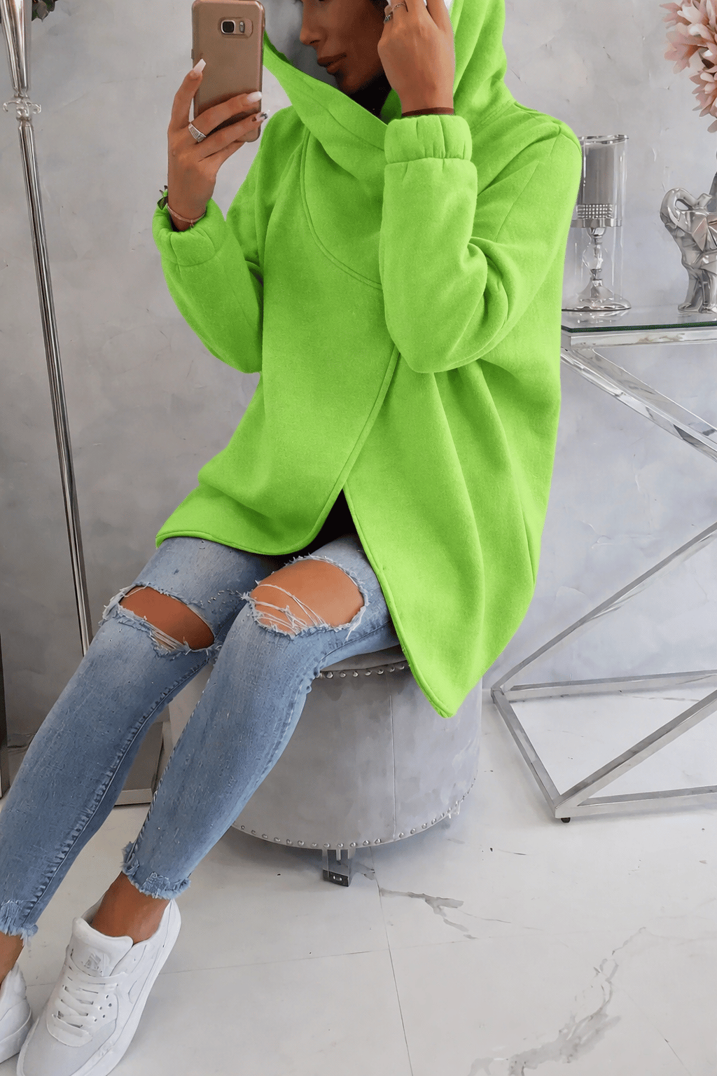 Yeşil Kadın Asimetrik Fermuarlı Oversize Kapüşonlu Sweatshirt – Kalın Kumaş – Rahat Günlük Tarz