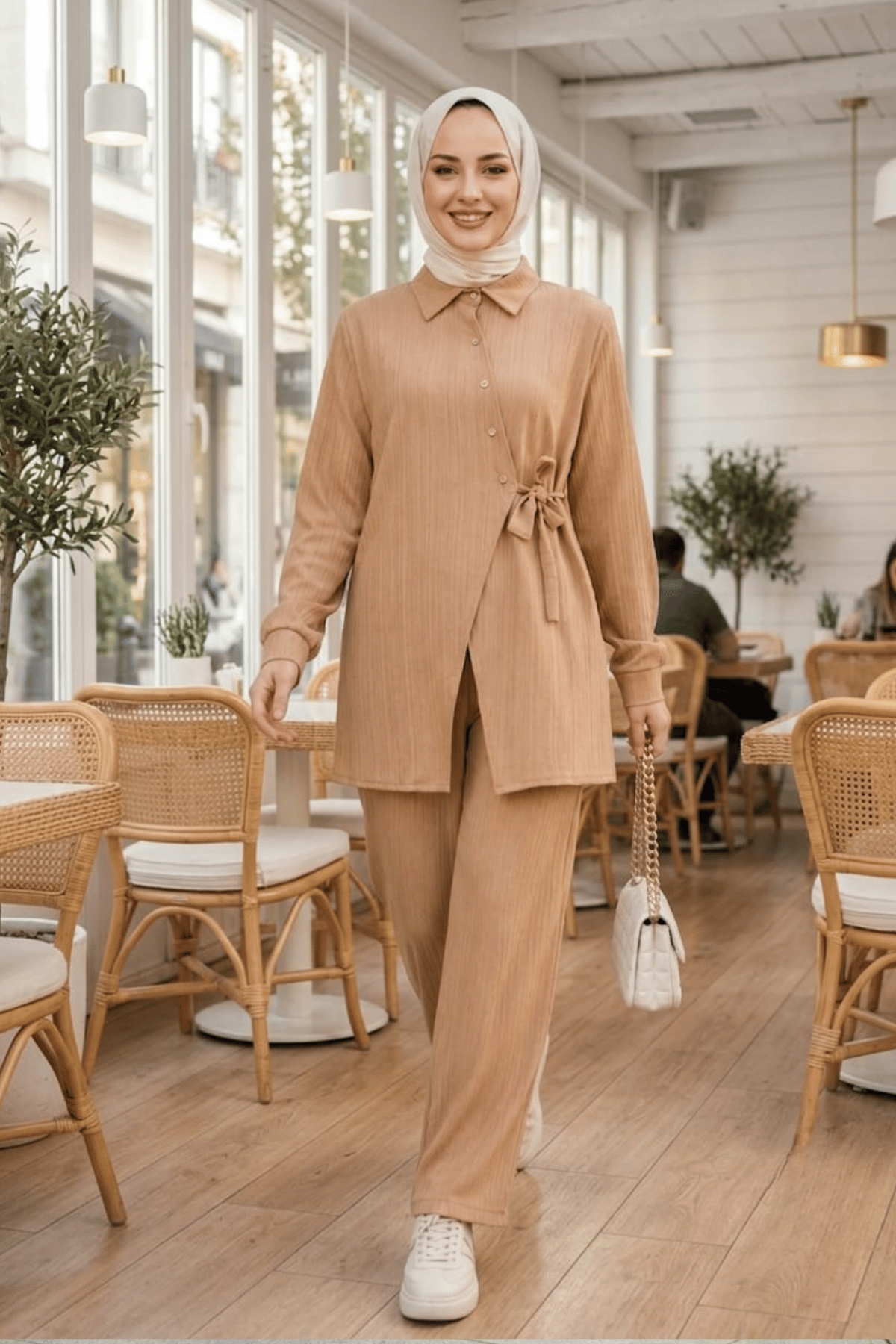 Kadın Düğmeli Kuşaklı  Çilek Kumaş Tunik Pantolon Bej İkili Takım