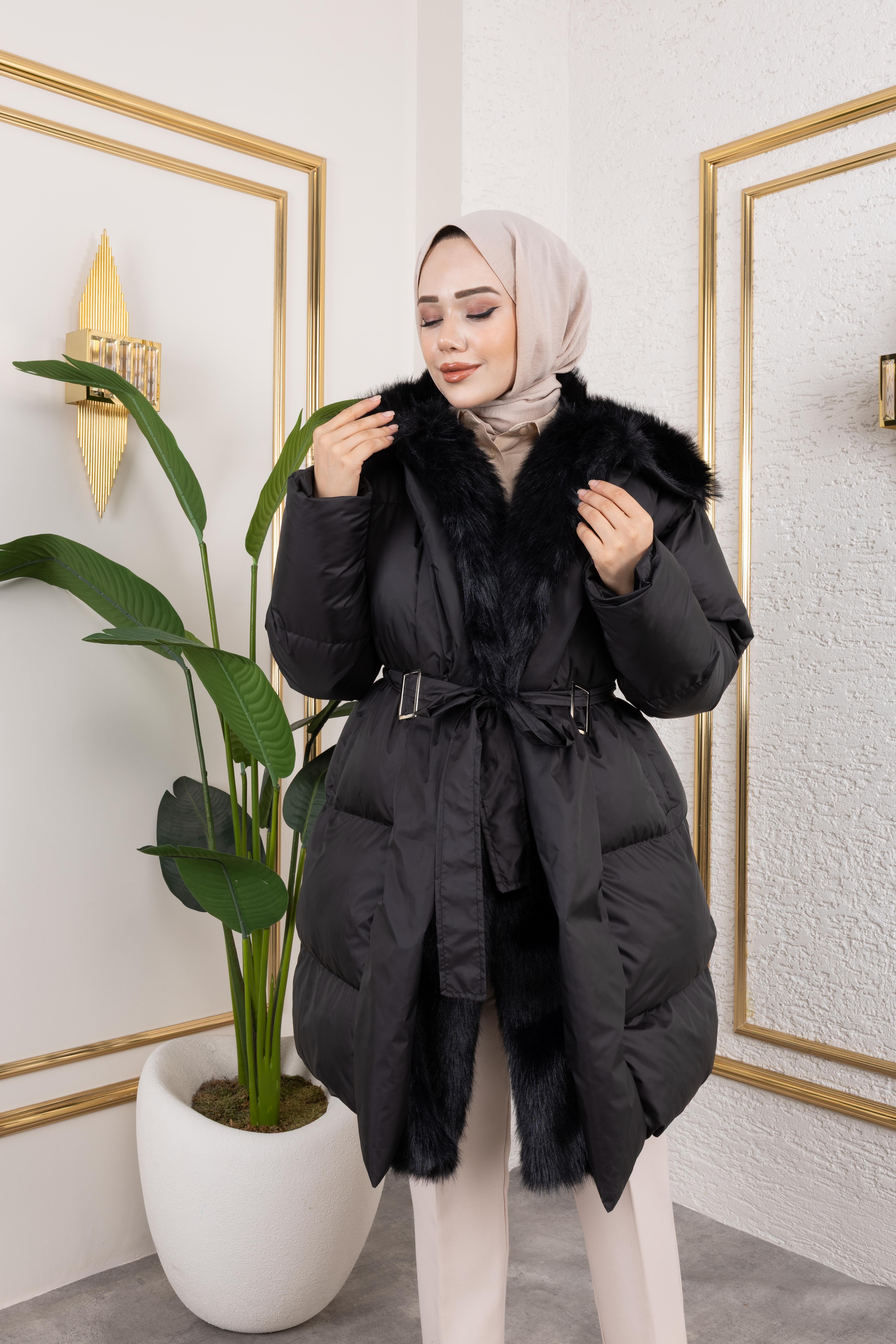 Kadın Kürk Detaylı Kemerli Siyah Şişme Mont