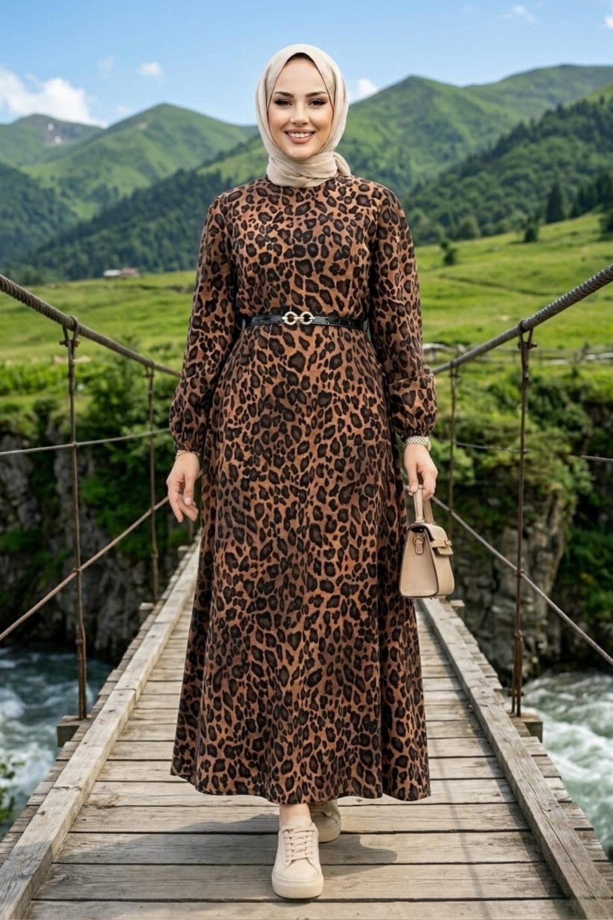 Kadın Modal Kumaş Kemerli Leopar Desenli Elbise