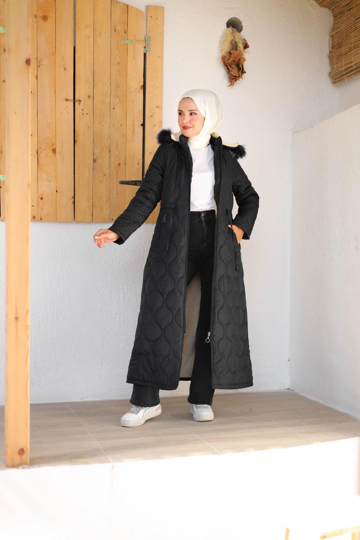 KADIN TAM KÜRKLÜ KAPÜŞONLU KAPİTONE MONT