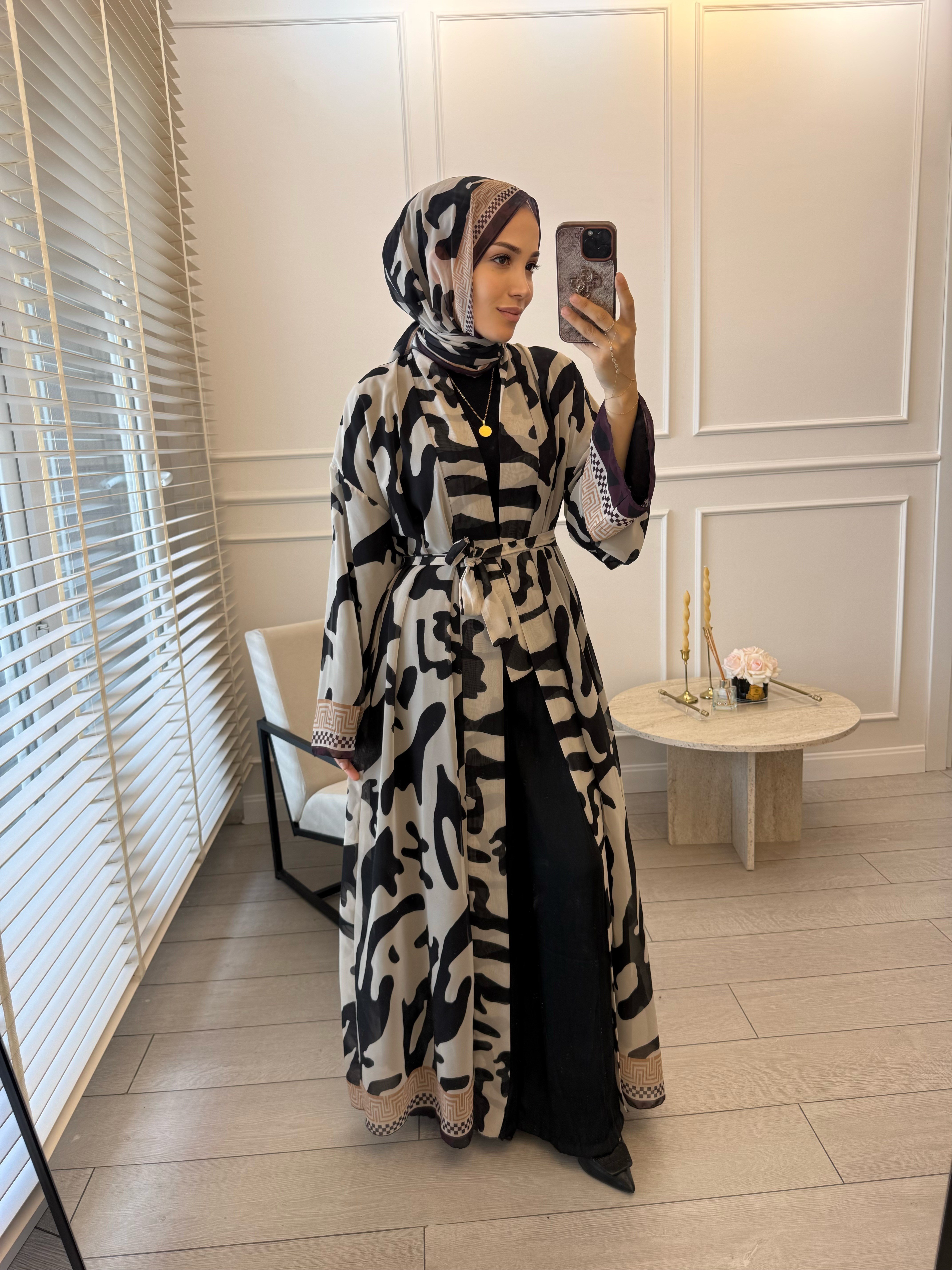 Henna abaya takım