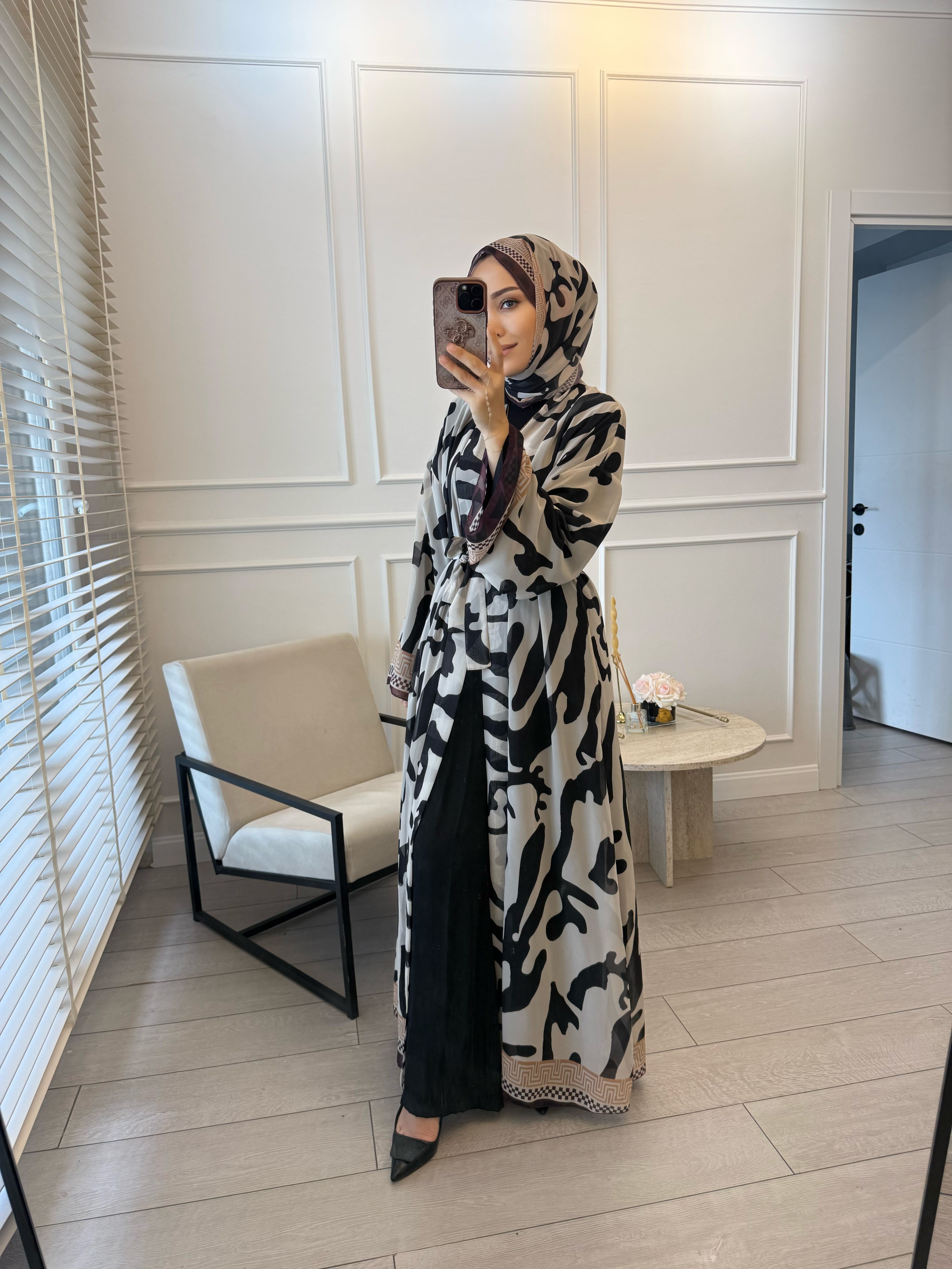 Henna abaya takım