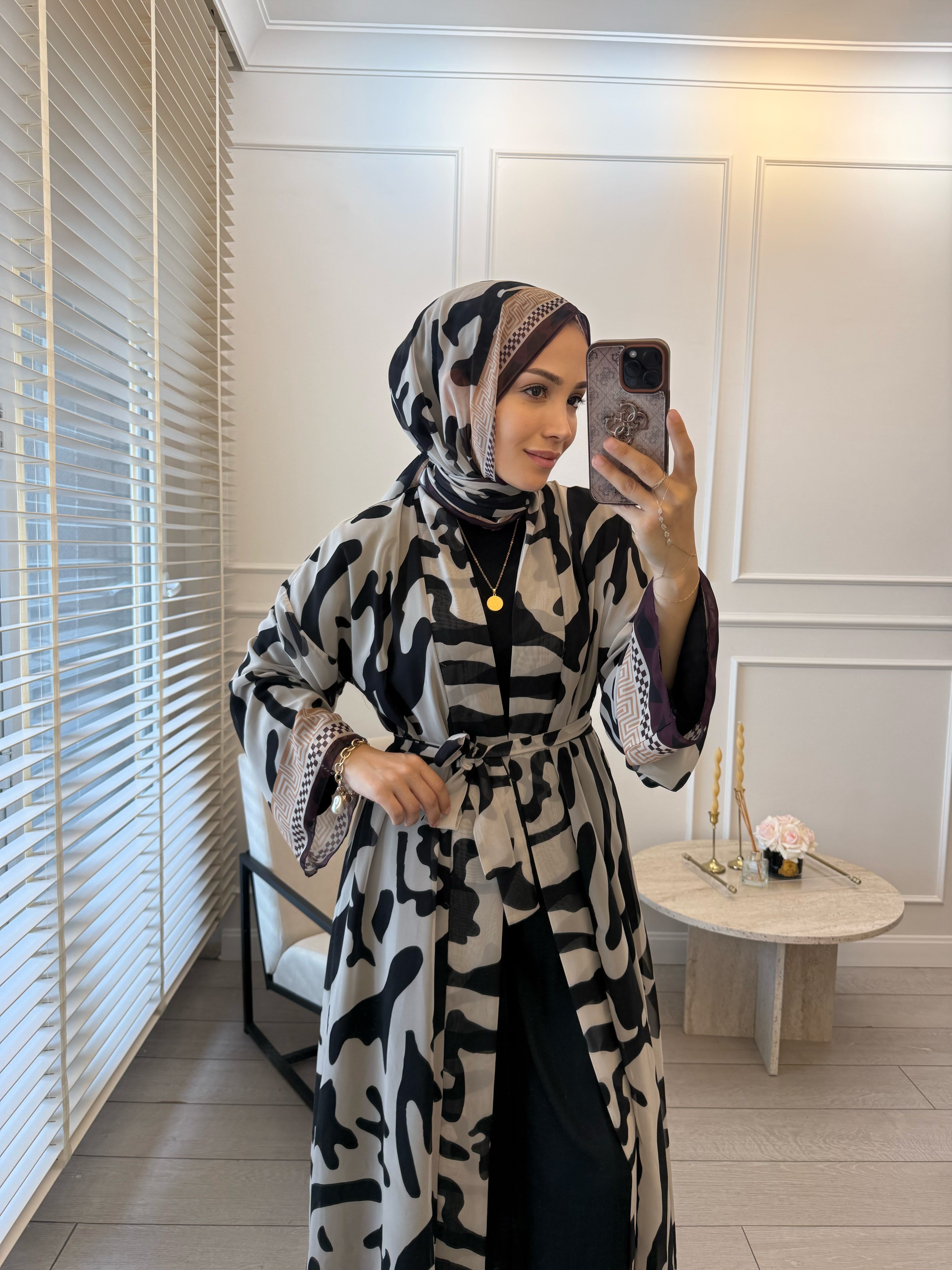 Henna abaya takım