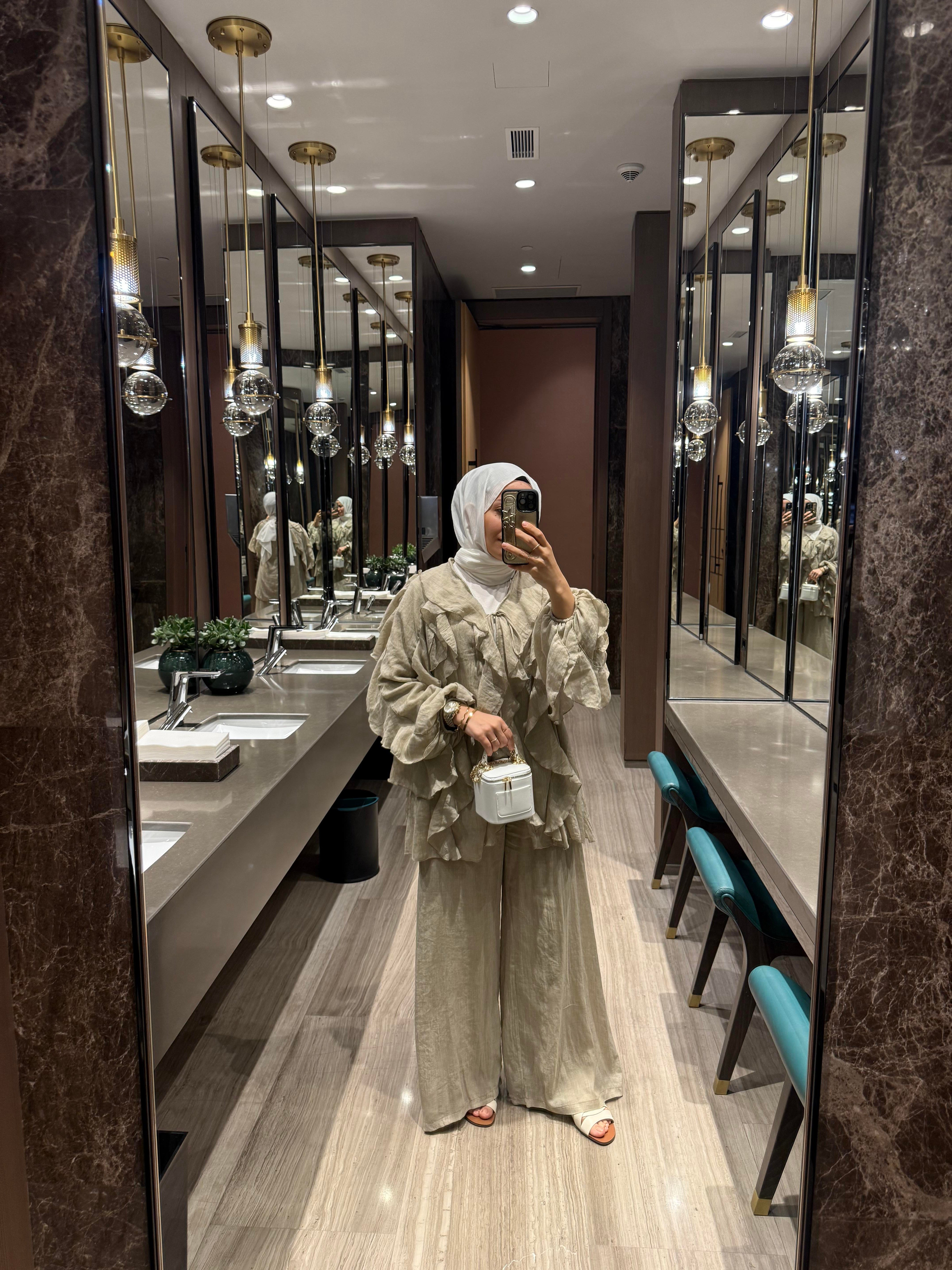 Lady İthal Takım