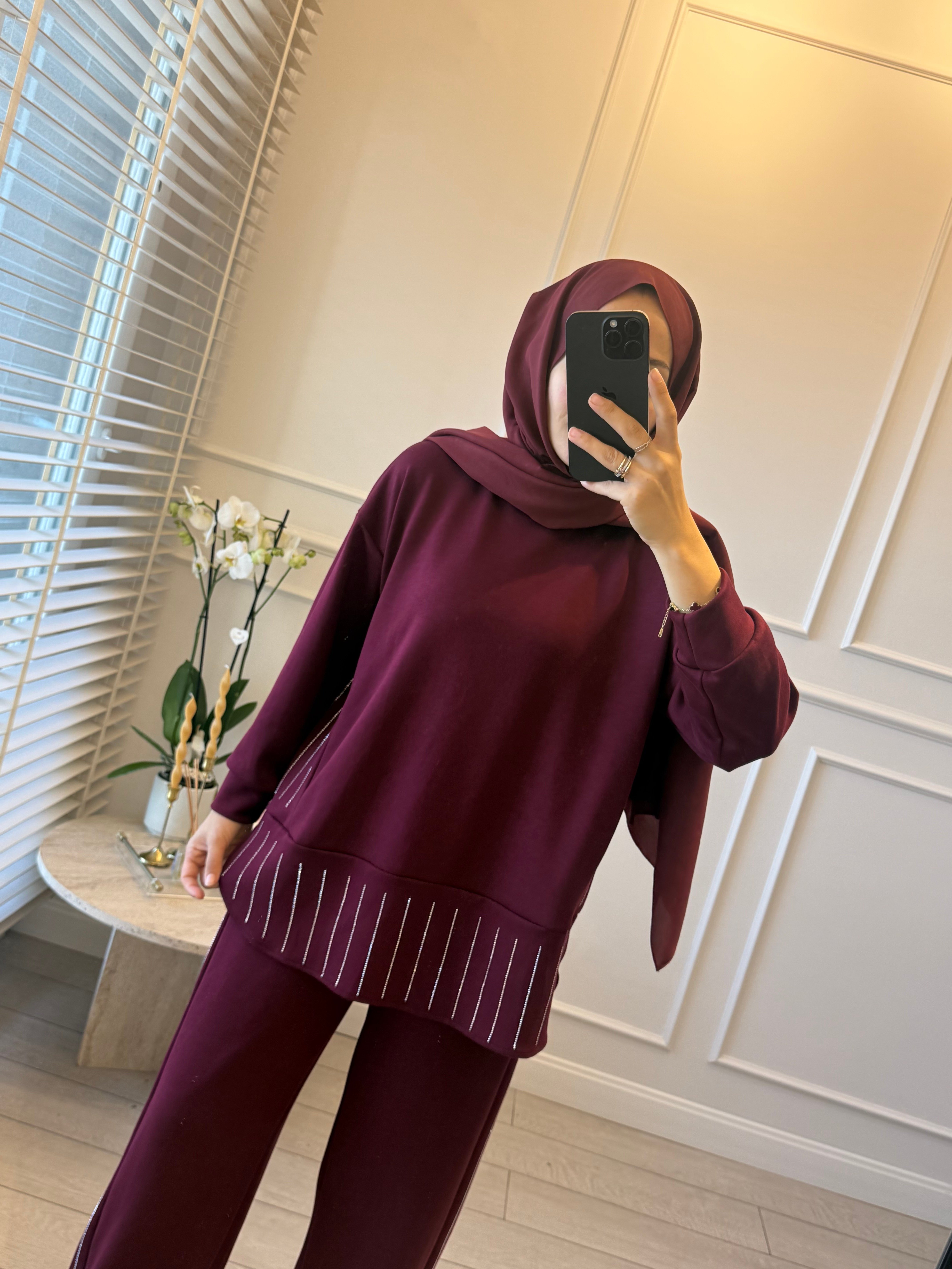 Livay taşlı Oysh takım - Bordo