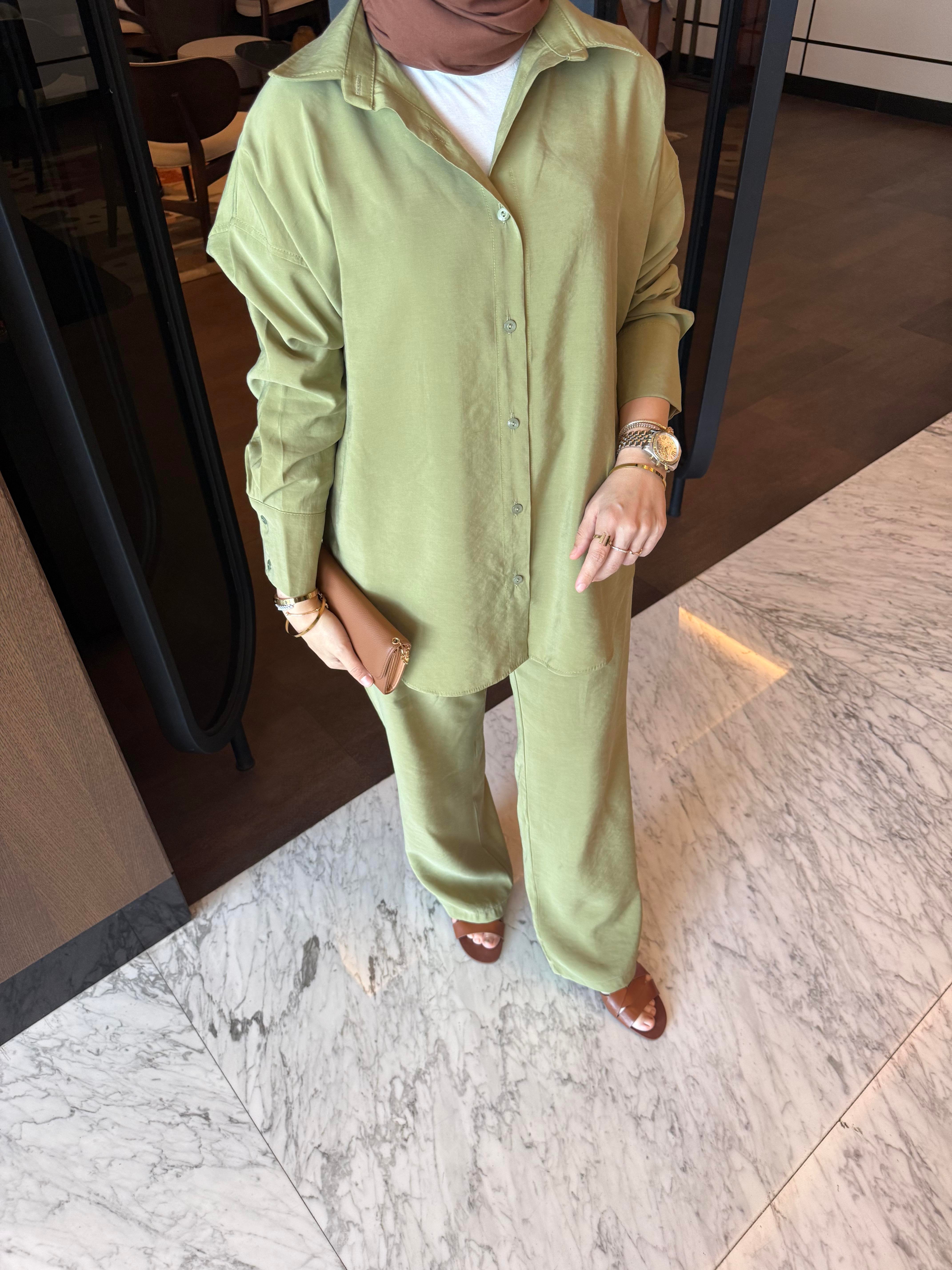 Lizy Tensel Takım