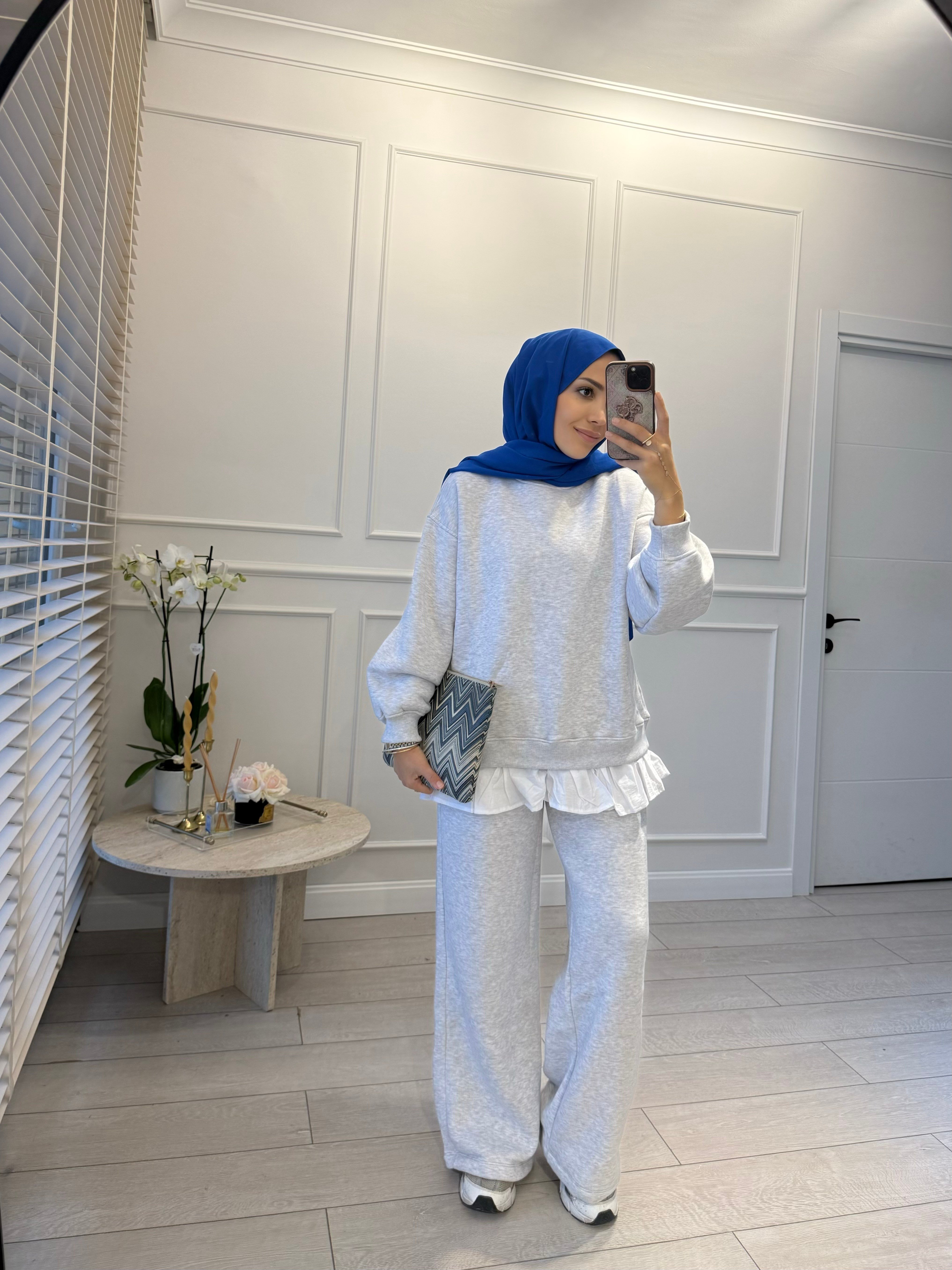 Mia eşofman takım