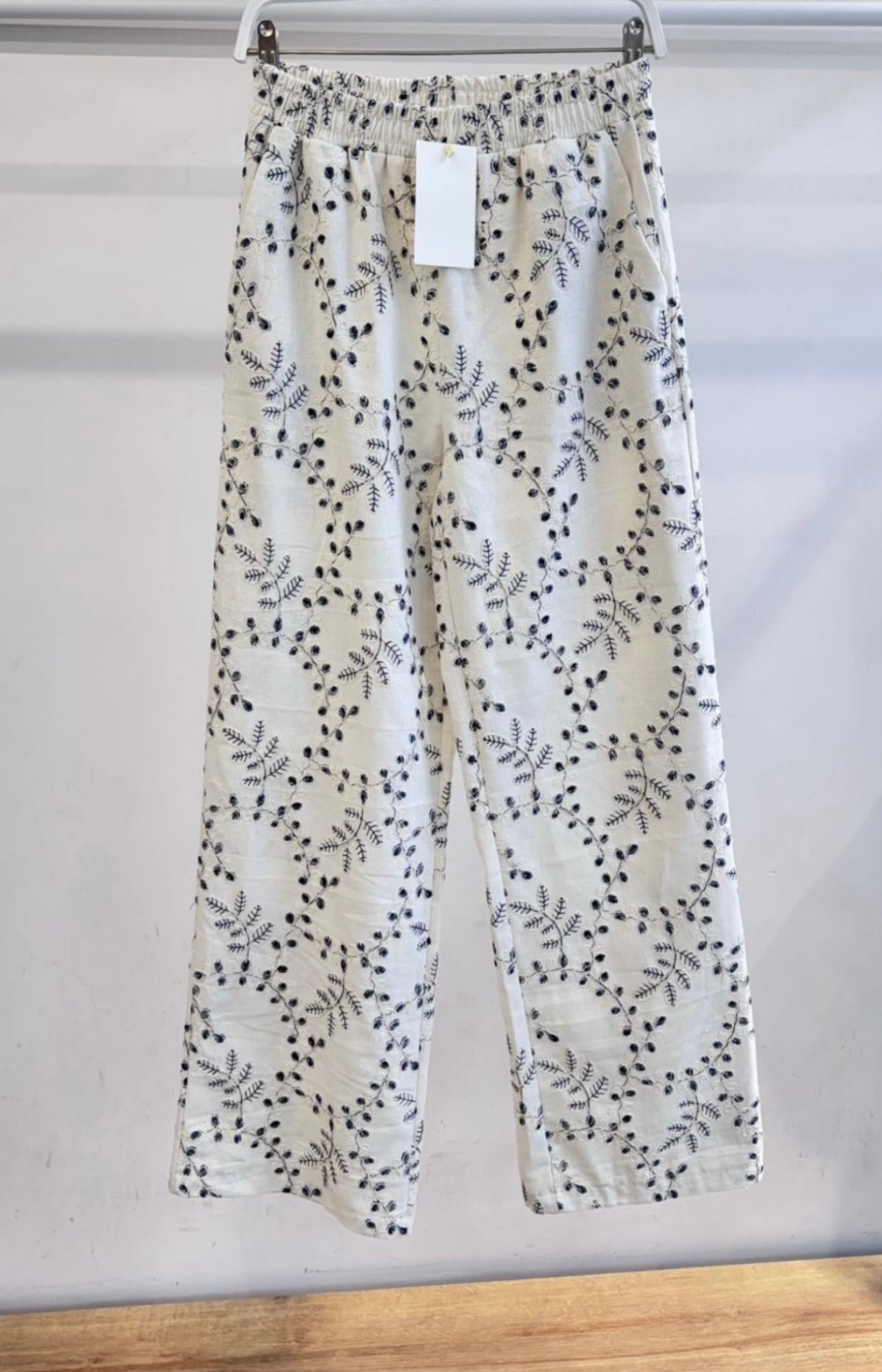 Zra Model Keten Nakışlı Pantolon