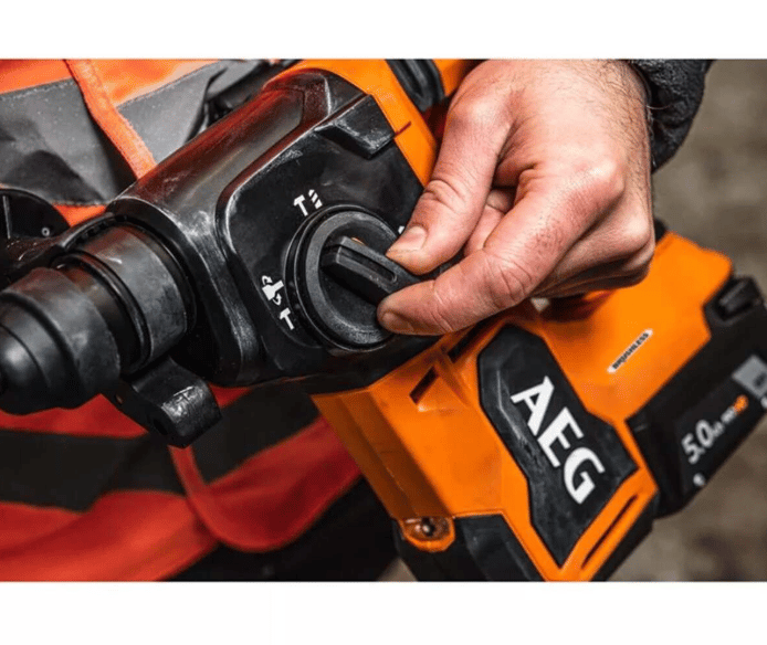 AEG BBH 18BL2-502C 18V 2x5.0Ah Çift Akülü Kömürsüz Kırıcı Delici Hilti