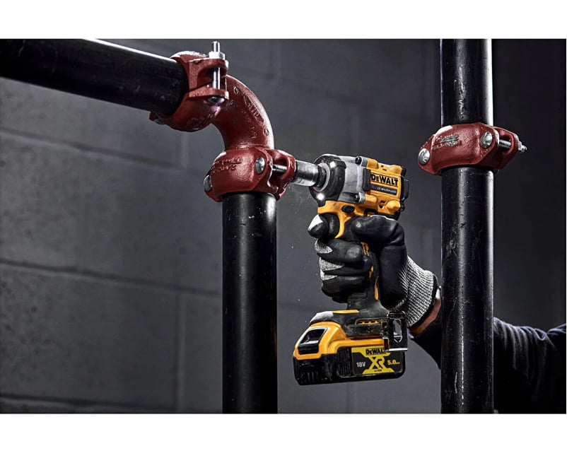 DEWALT DCF922NT 18V XR 1/2'' Kömürsüz Akülü Kompakt Somun Sıkma (Aküsüz)