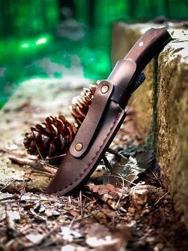 IŞIK CAMPING Bushcraft Bıçak El Yapımı Karbon Çelik Ceviz Saplı Deri Kılıflı - Profesyonel Kalın Şantiye, Kamp, Avcılık, Taktik Doğa Bıçağı ve Dövme Çelik Rulosu