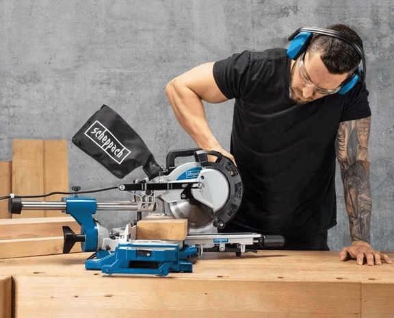 SCHEPPACH HM216 Lazerli Kızaklı Gönye Kesme Makinası 216 mm 2000 Watt - Profesyonel Geniş Panel Ebatlama ve Çift Kızaklı Yatarlı Gönye Kesme