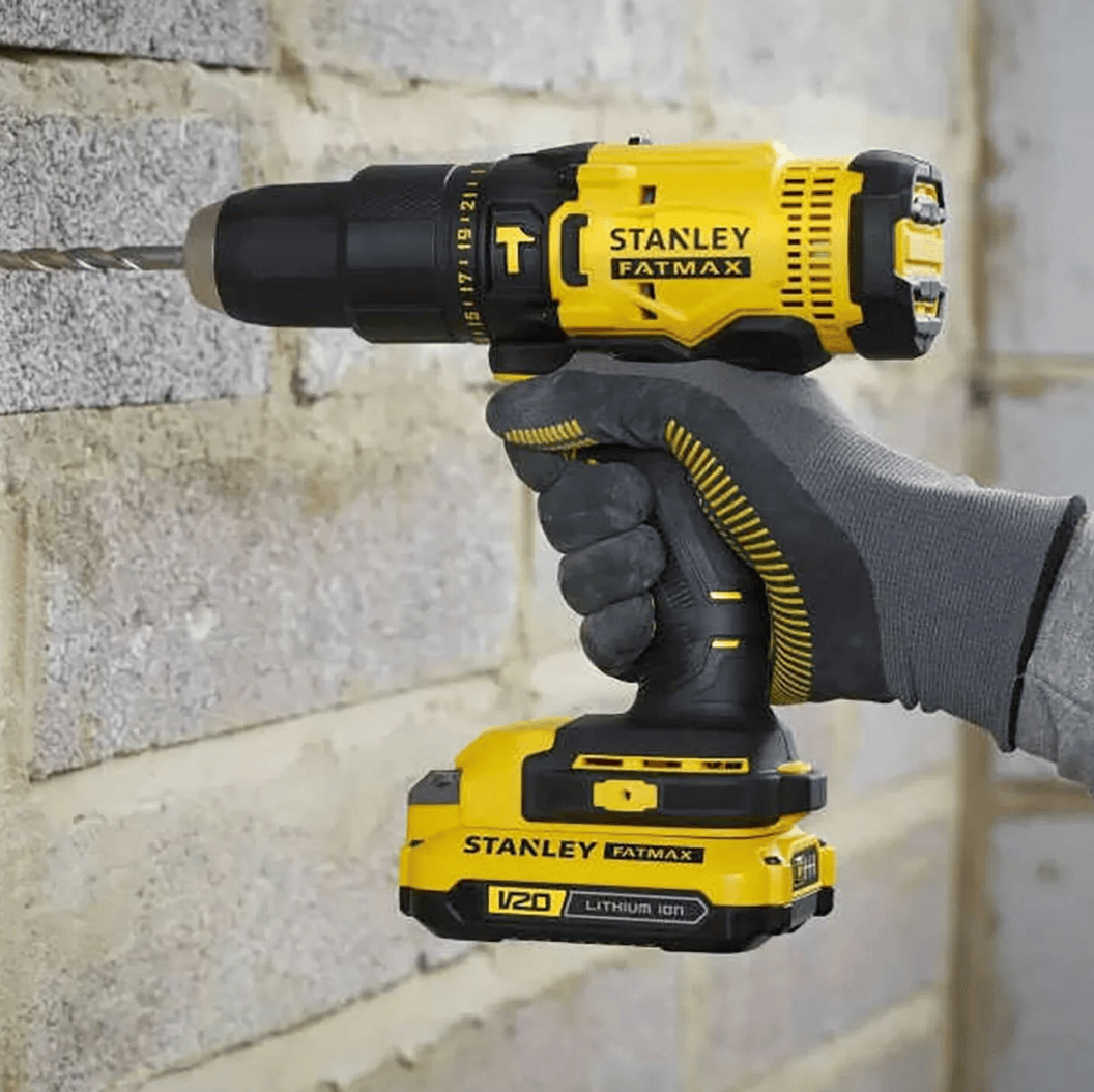STANLEY FATMAX SCD718D2K-TR 18V 2.0Ah V20 Çift Akülü Kömürsüz Darbeli Matkap
