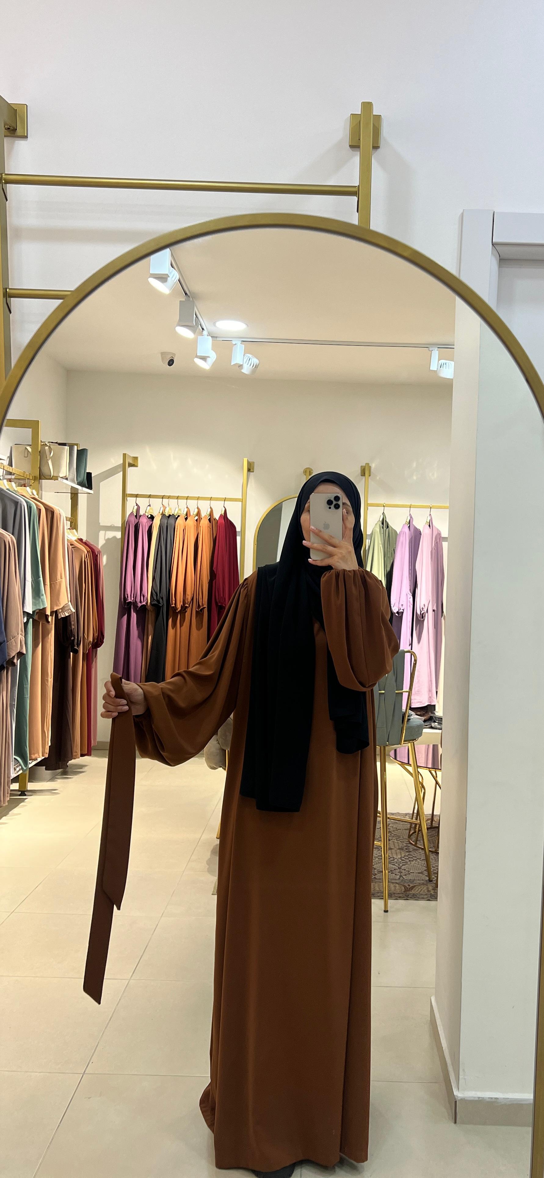SOFIA Model Taba Tesettür Elbise-SOFIA Model Taba Tesettür Elbise – Medine İpeği Balon Kol-Elbise