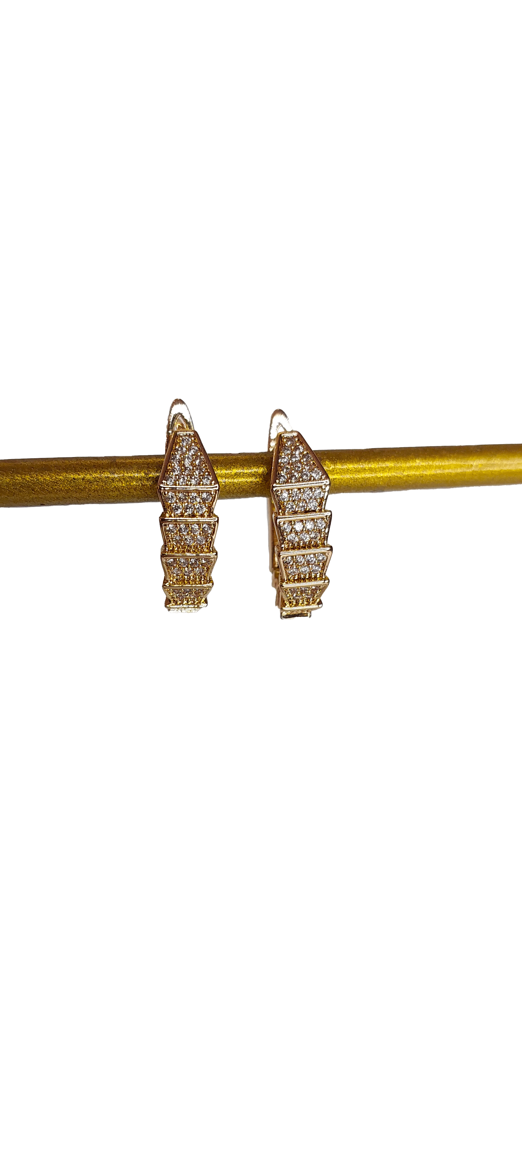 Gold Taşlı Küpe