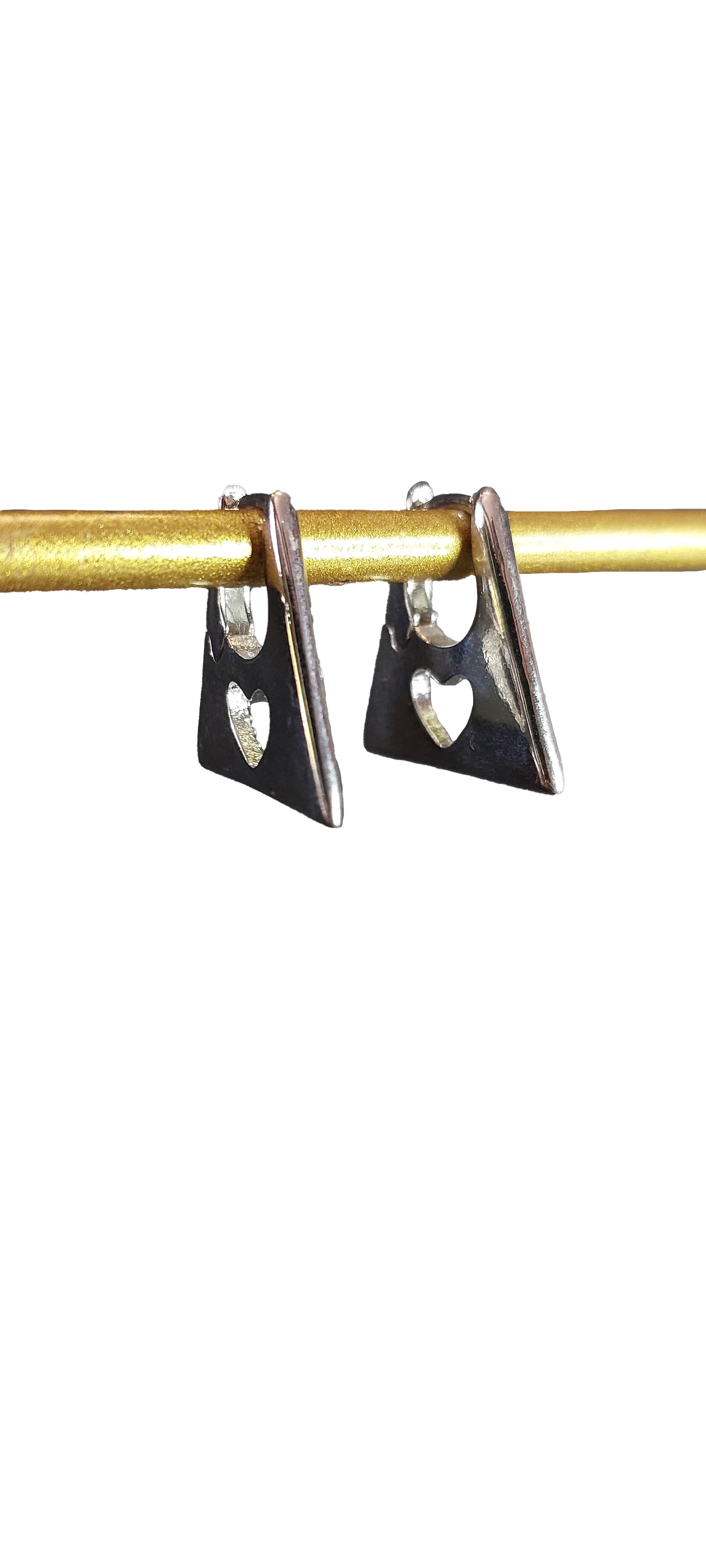 Silver Kalp Detaylı Küpe