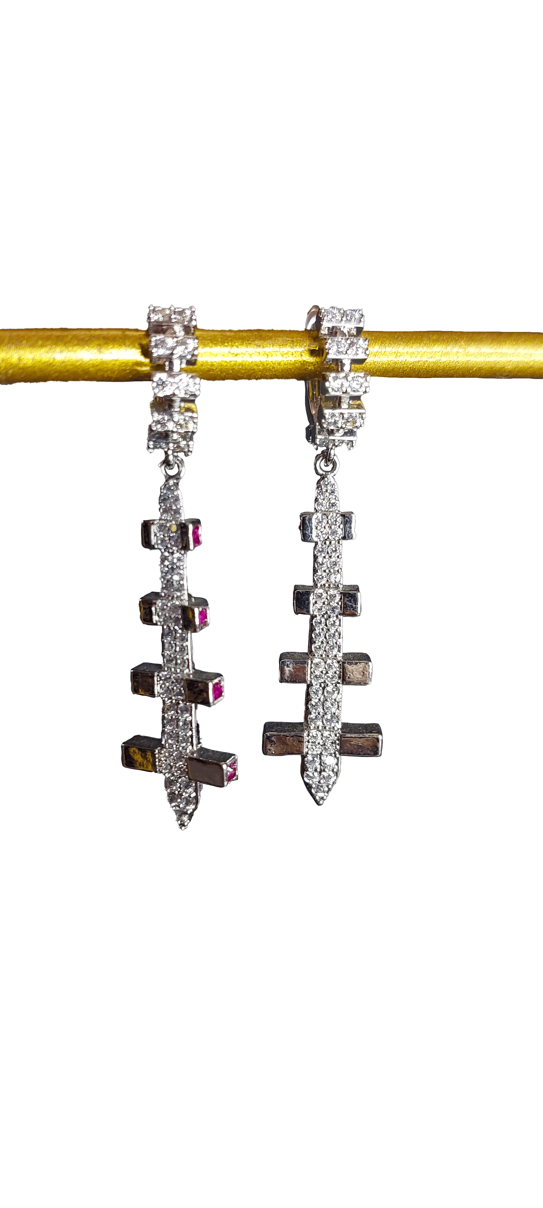 Silver Taşlı Sallantılı Küpe