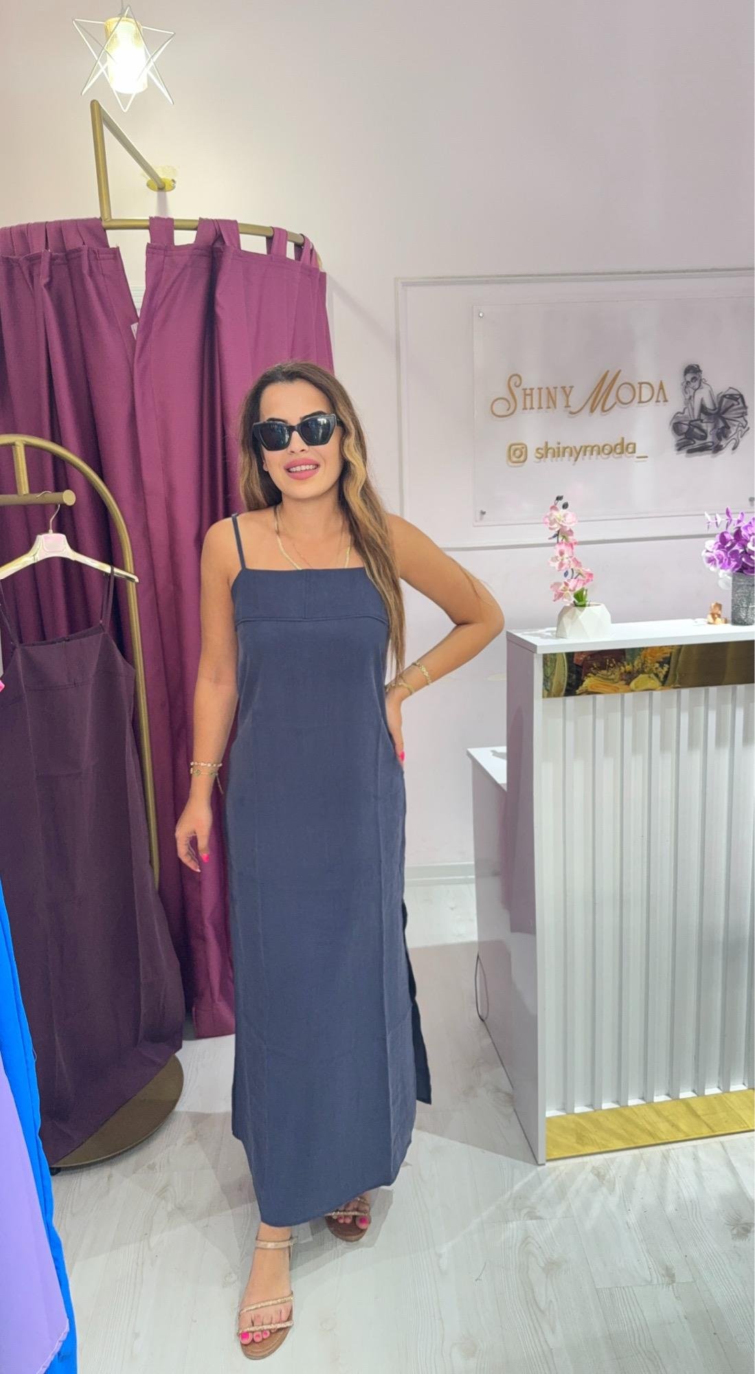 MAVİ ASKILI ELBİSE