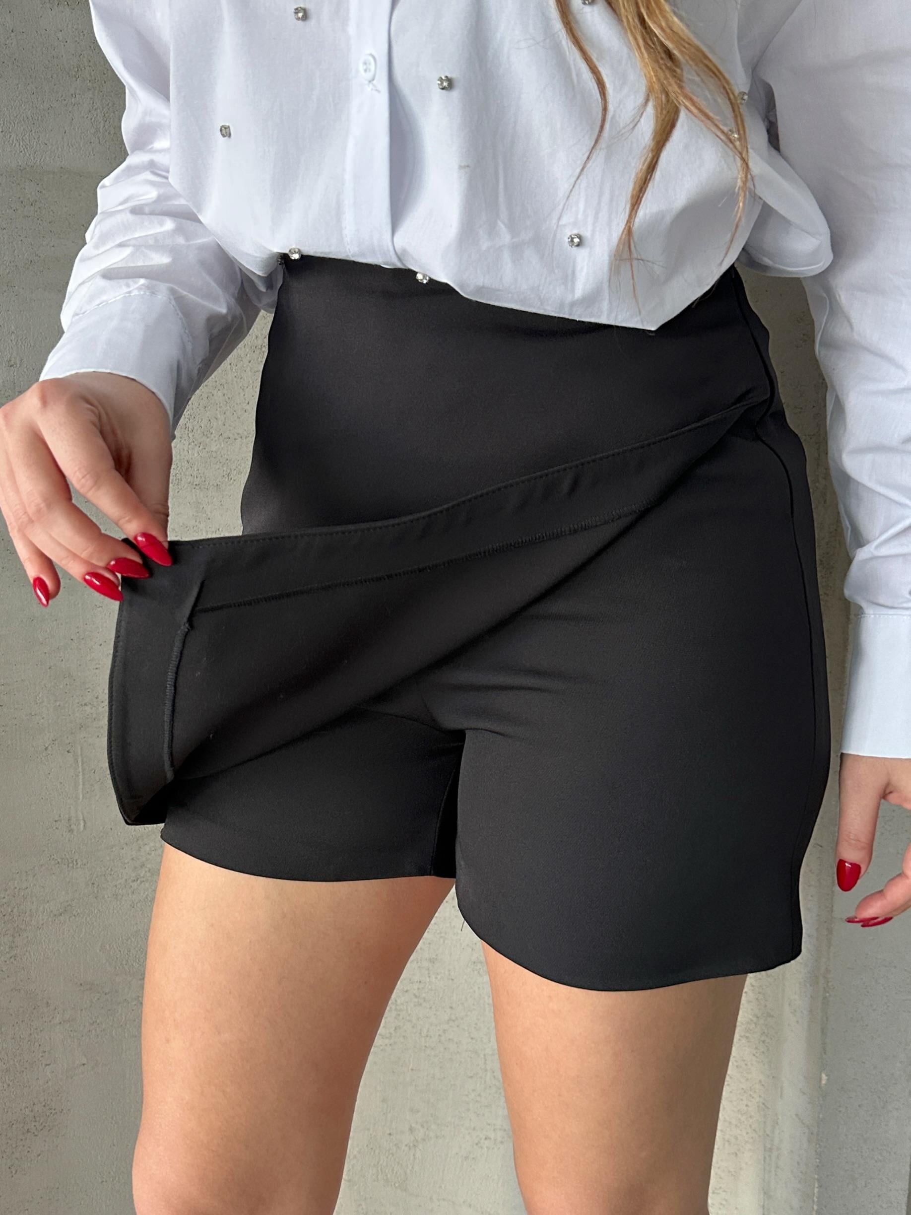 SİYAH ŞORT ETEK