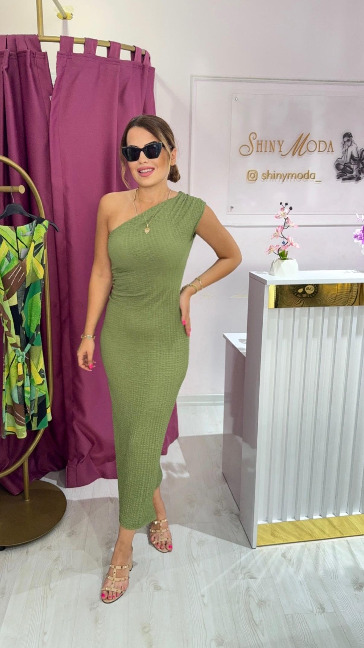 YEŞİL TEK KOL ELBİSE 