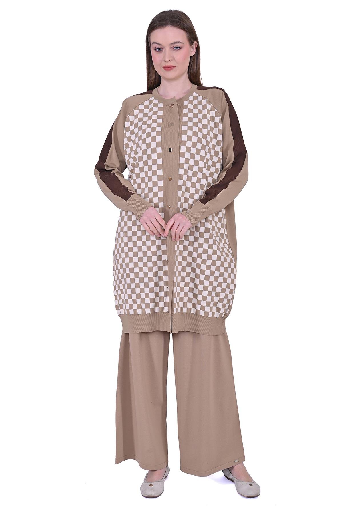Damalı Triko Hırka CAMEL