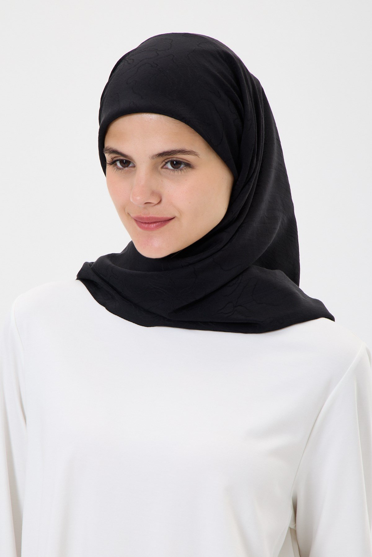 Esinti Eşarp SİYAH